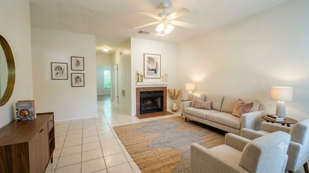Photo of 106 E 30TH ST #101, Austin, 78705