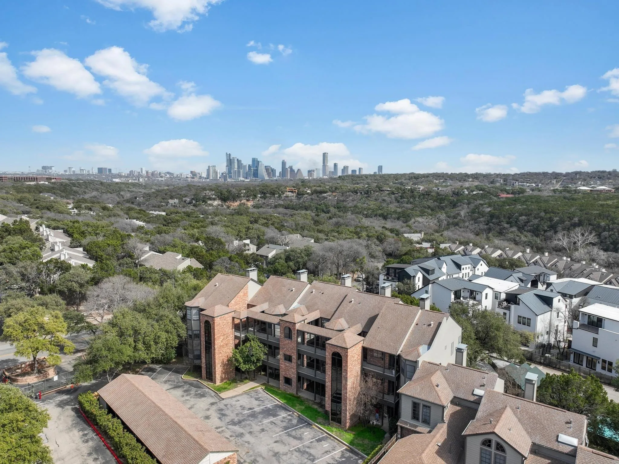 Photo 4 of 1741 SPYGLASS DR #2-104