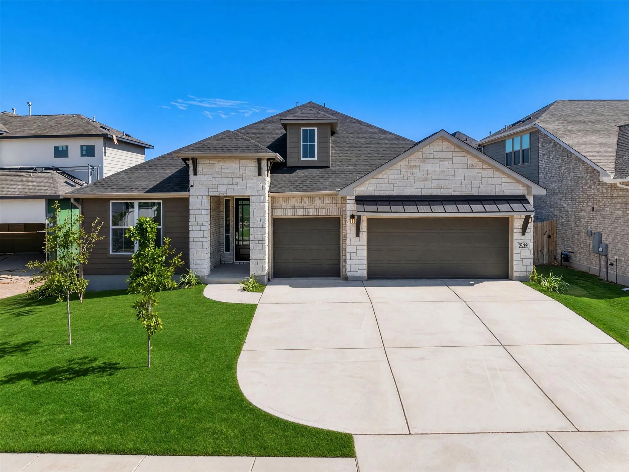 Photo 2 of 17204 KIYAH ROSE WAY