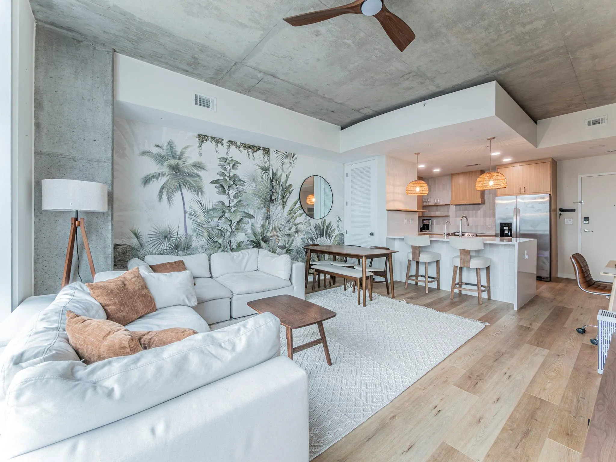 Photo 3 of 360 NUECES ST #1018