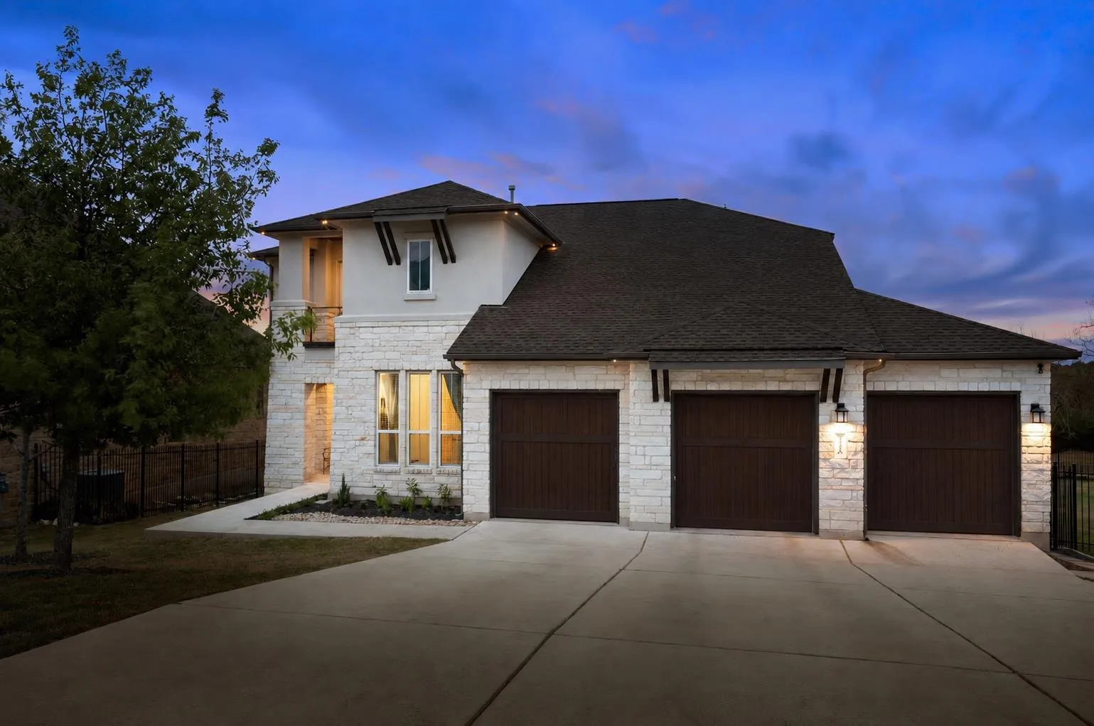 Photo of 330 CISTERN WAY, Austin, TX, 78737