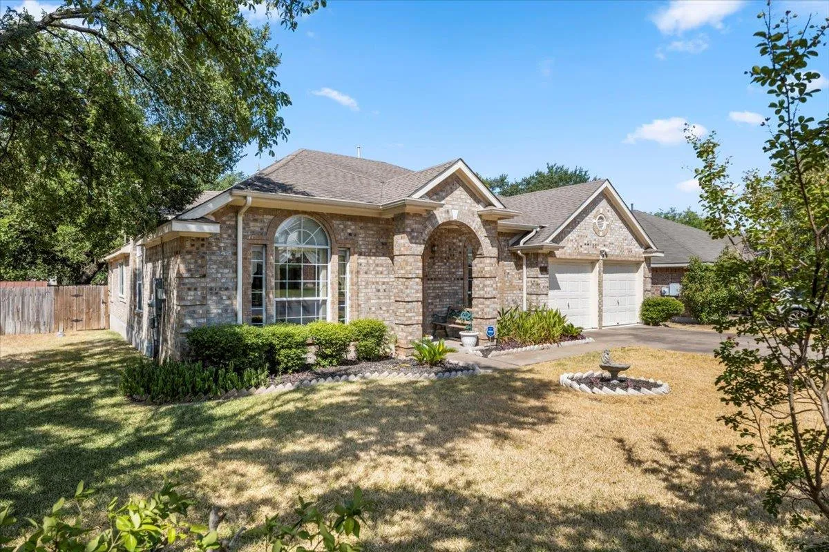 Photo of 4004 WITTE CV, Round Rock, TX, 78681