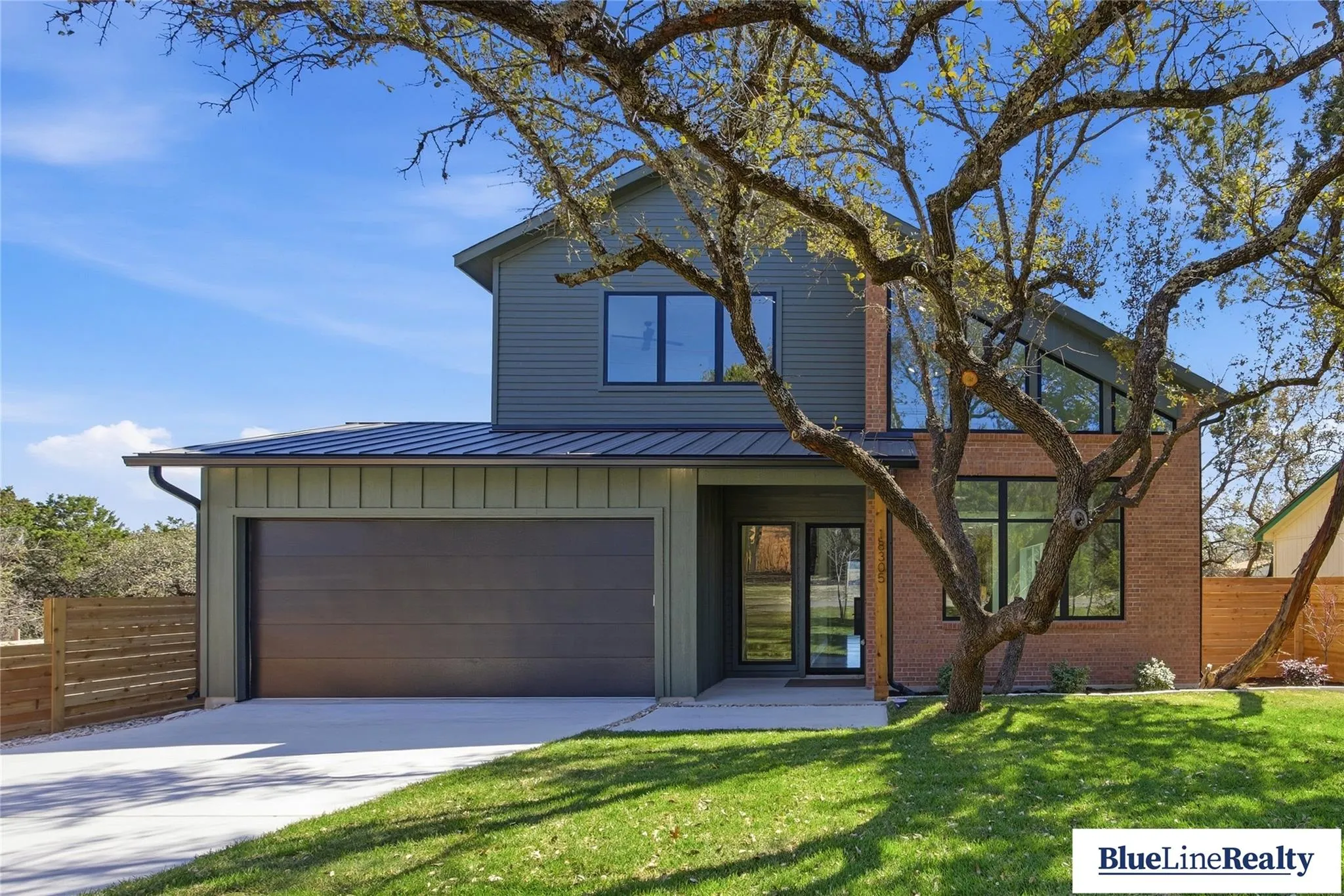 Photo of 18305 LAKE OAKS DR, Jonestown, TX, 78645