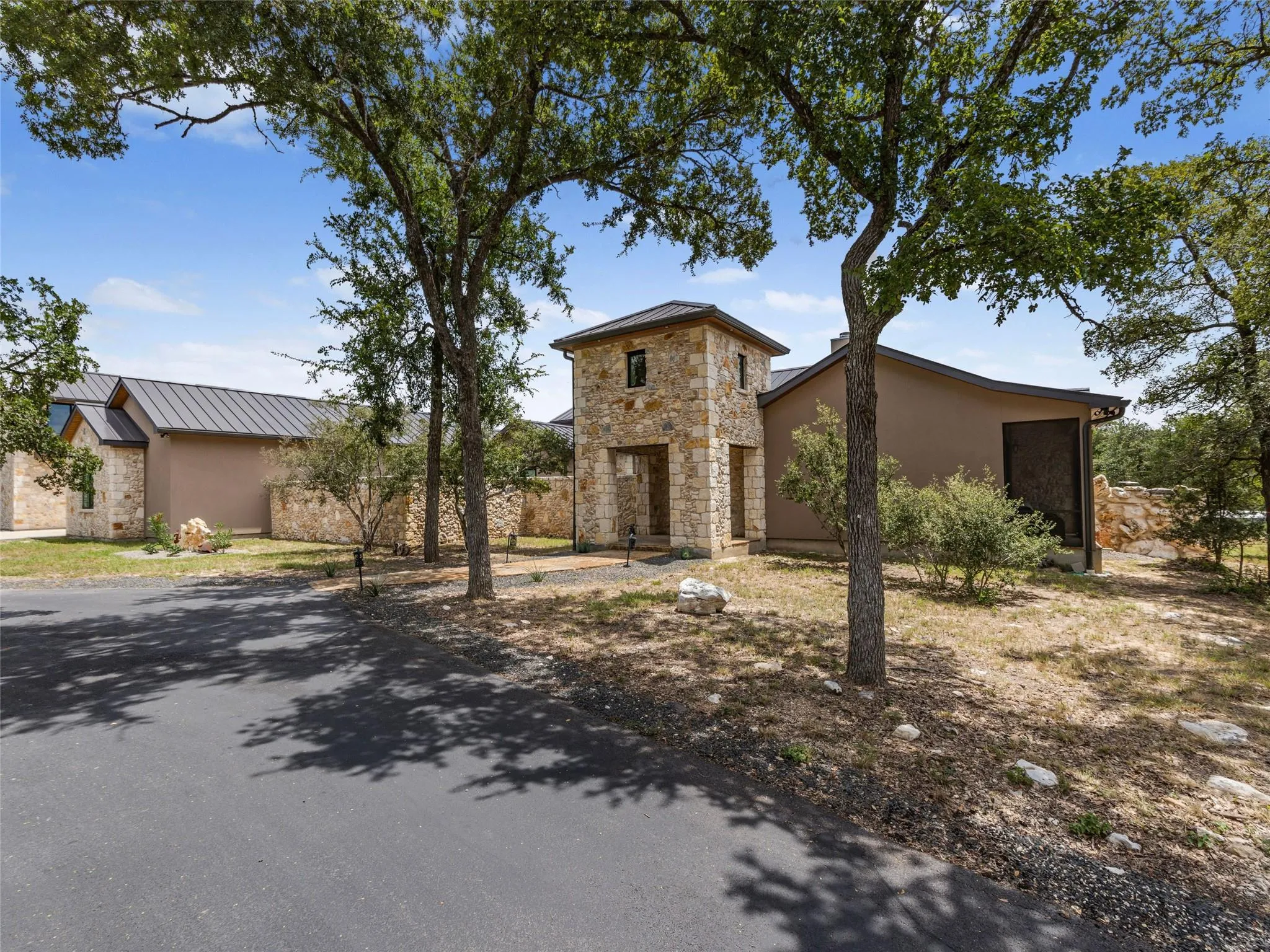 Photo 5 of 435 GARDENIA DR