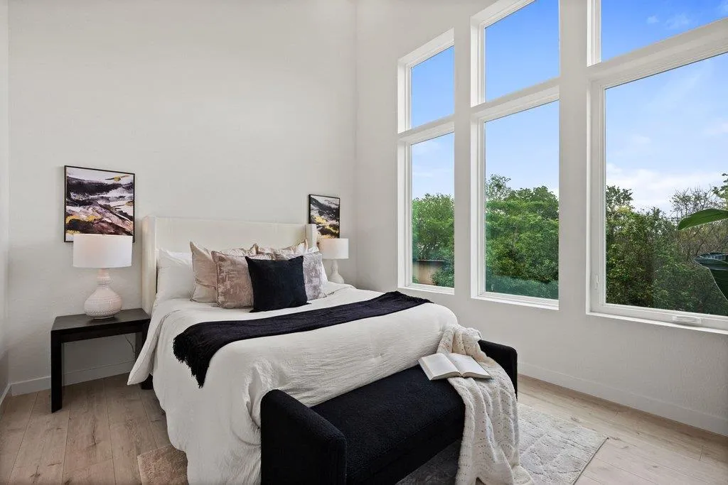 Photo 3 of 401 N BLUFF DR #16101