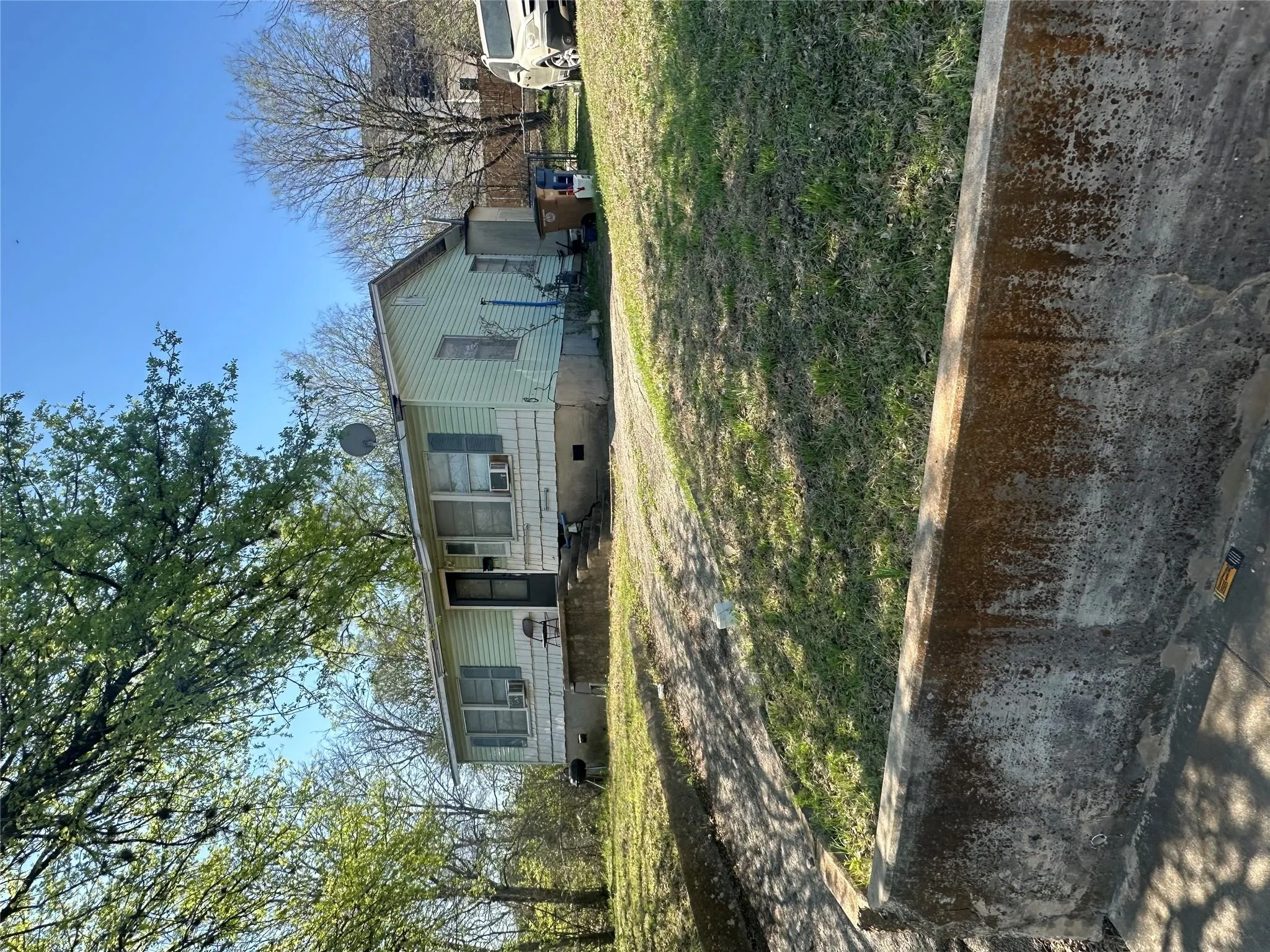 Photo of 5003 HEFLIN LN, Austin, TX, 78721