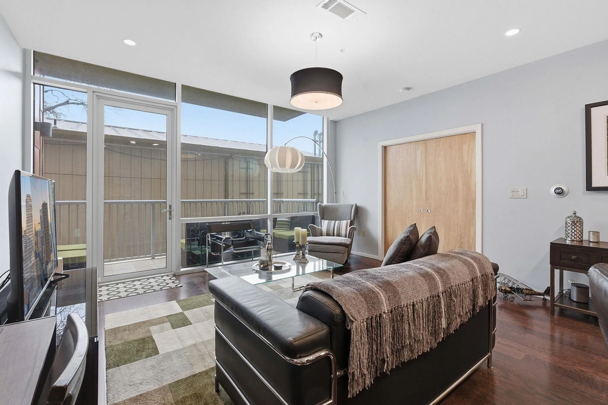 Photo 4 of 1600 BARTON SPRINGS RD #1106