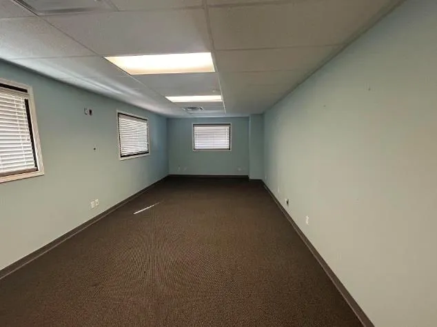 Photo 5 of 1110 W WILLIAM CANNON DR #BUILDING 1