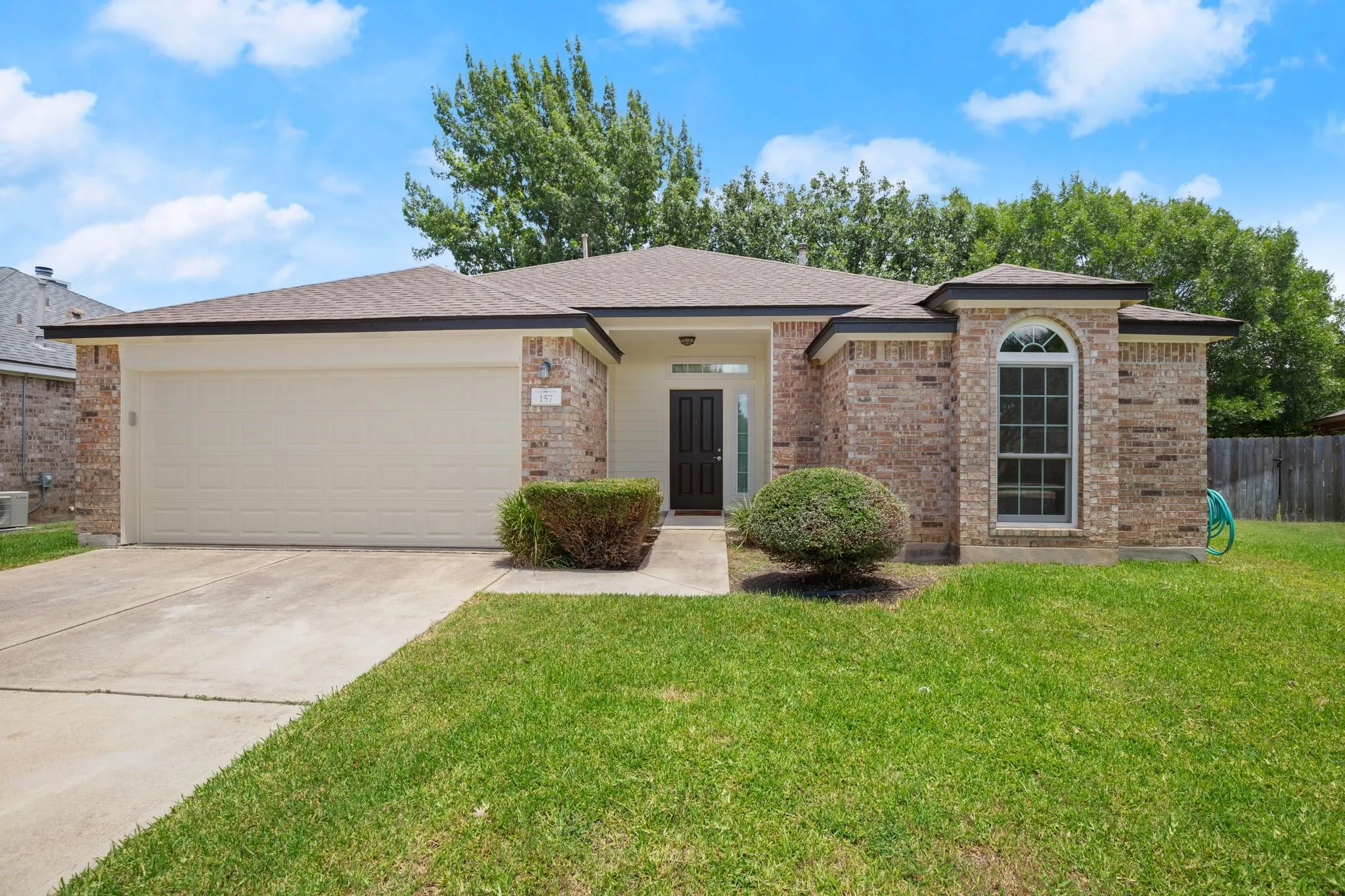 Photo of 157 MEADOWLARK CIR, Georgetown, TX, 78626