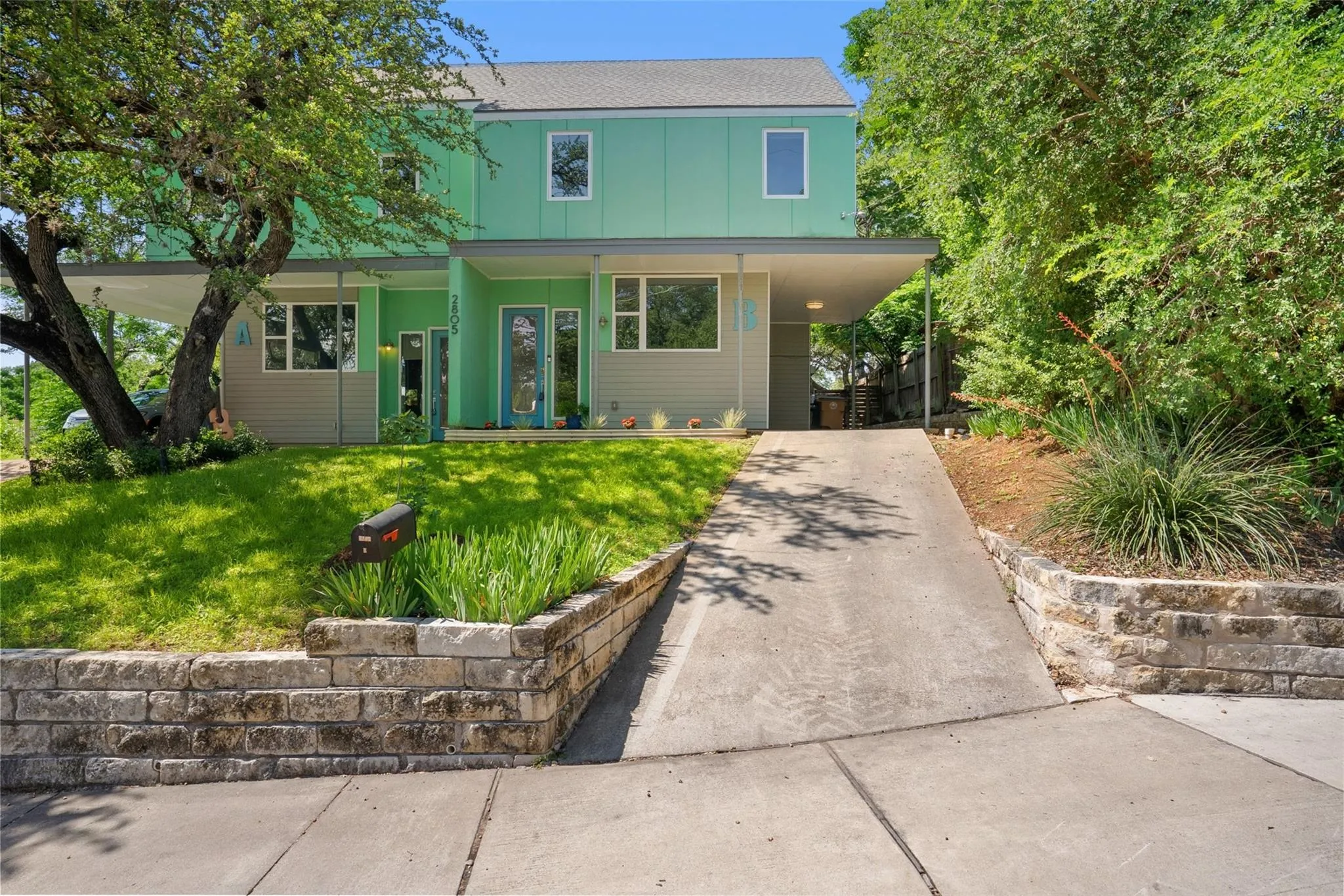 Photo 2 of 2805 SOL WILSON AVE #B