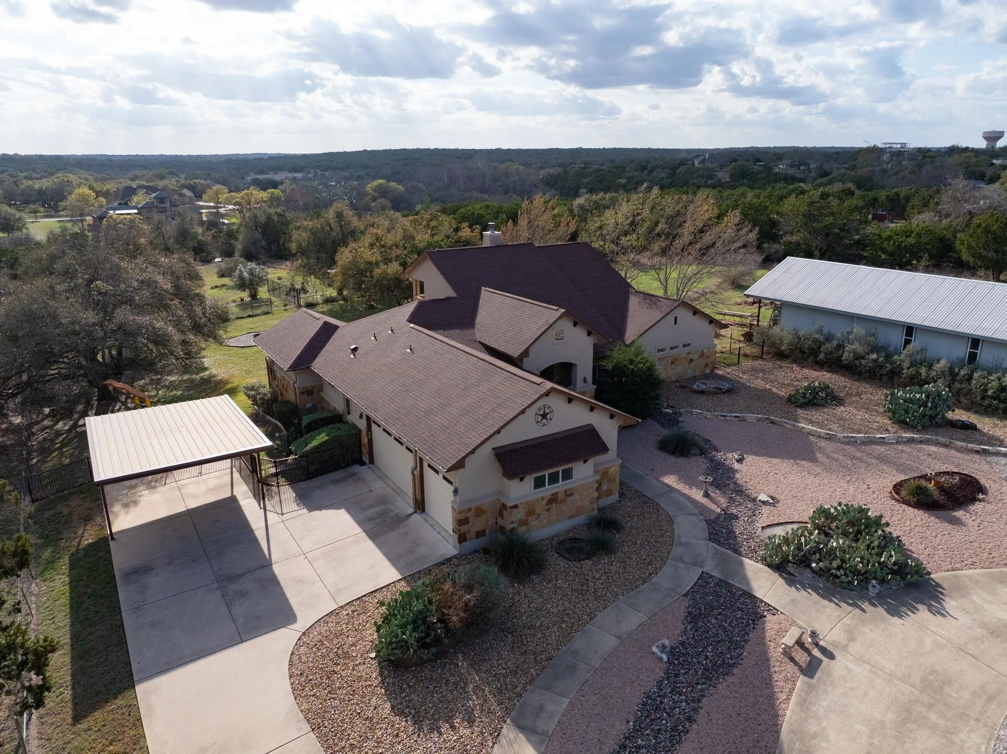 Photo 4 of 204 SKYLINE RD