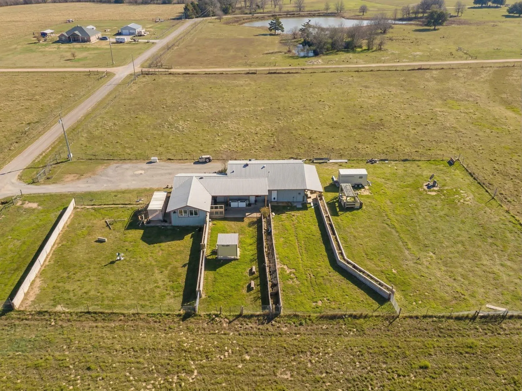 Photo of 142 ZIMMERHANZEL RD, Flatonia, TX, 78941