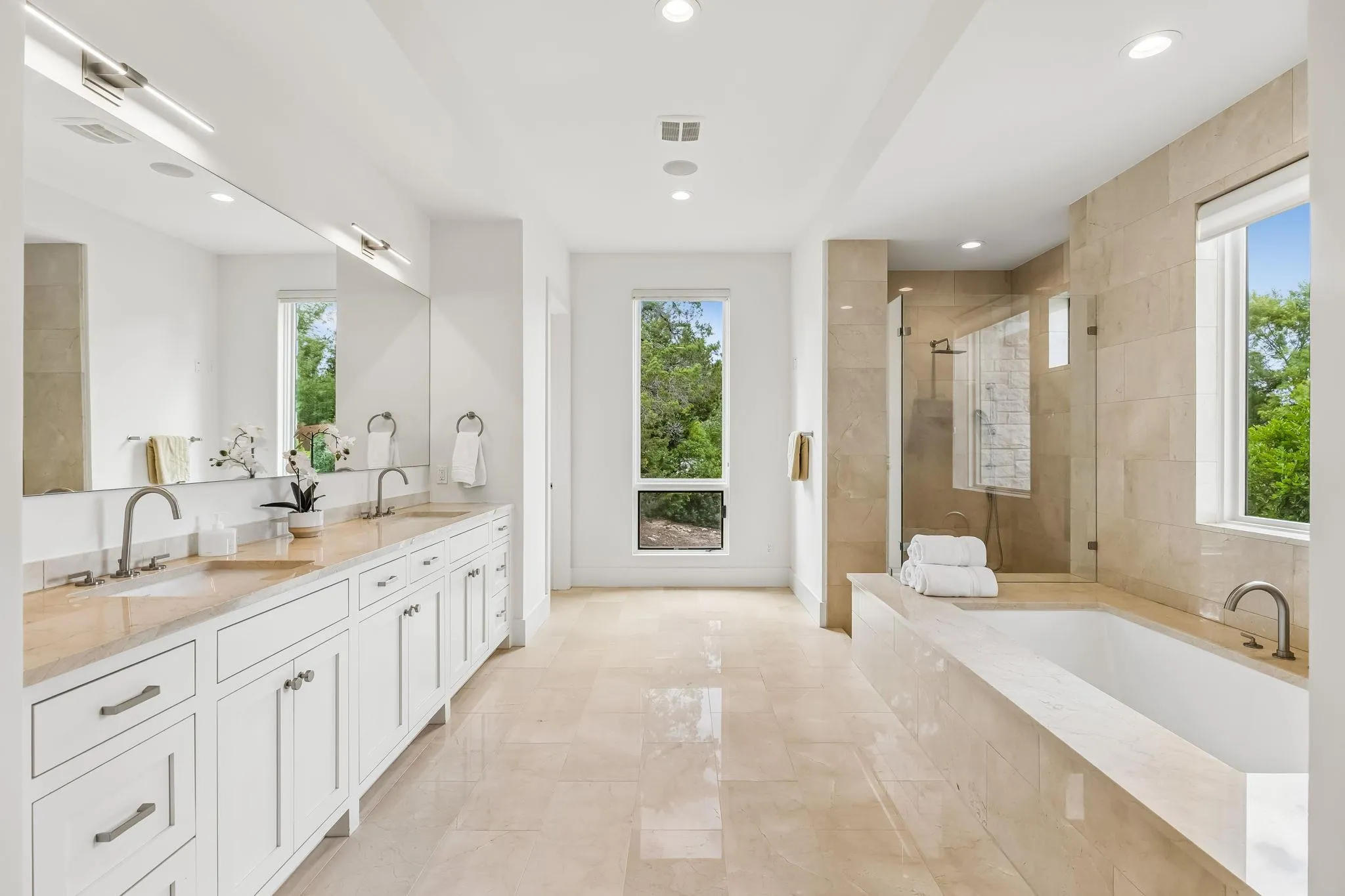 Photo 5 of 8708 ACUARELA CT