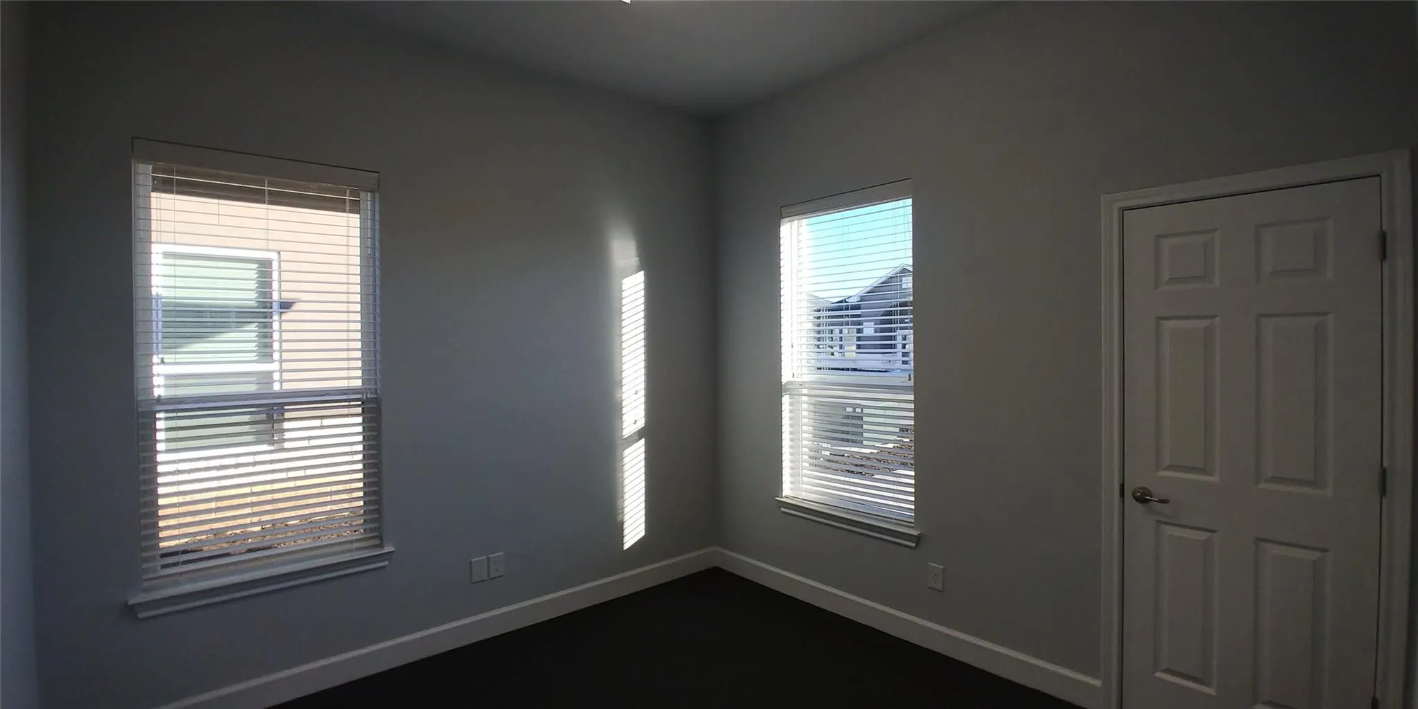 Photo 2 of 660 S BAGDAD RD #420