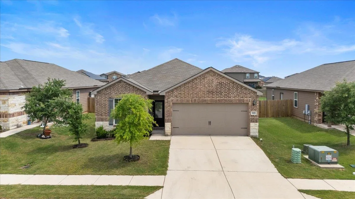 Photo of 321 FREEDOM PARK AVE, Liberty Hill, TX, 78642