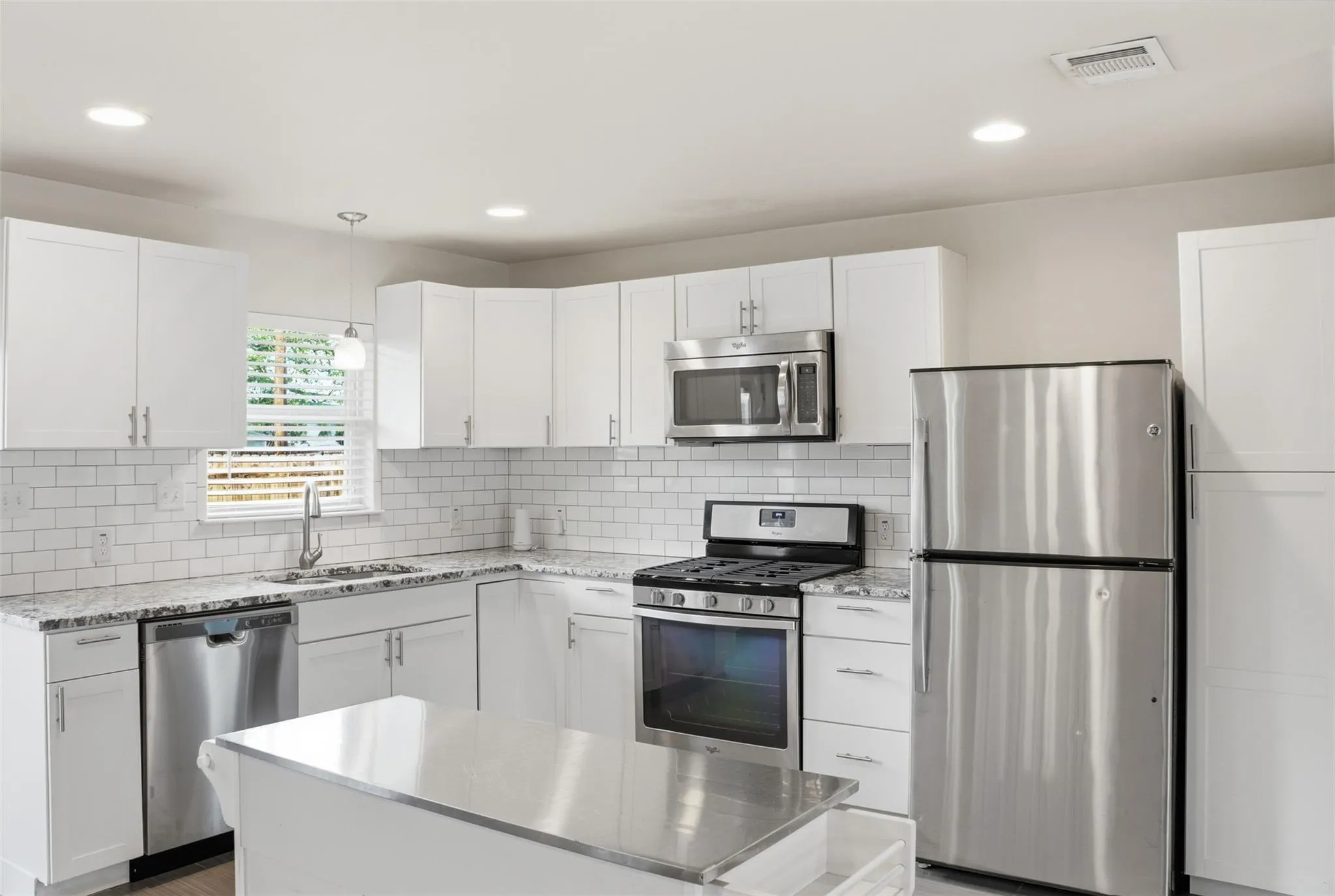 Photo of 5510 MANOR RD #A, Austin, TX, 78723