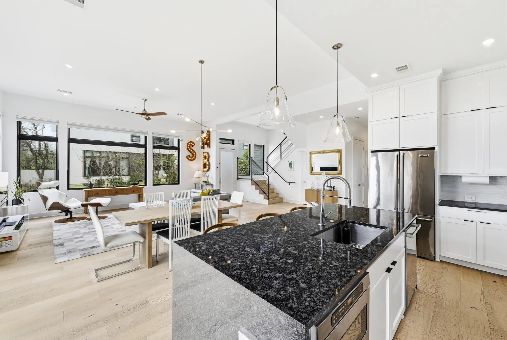 Photo 2 of 2106 ALLWOOD DR #D