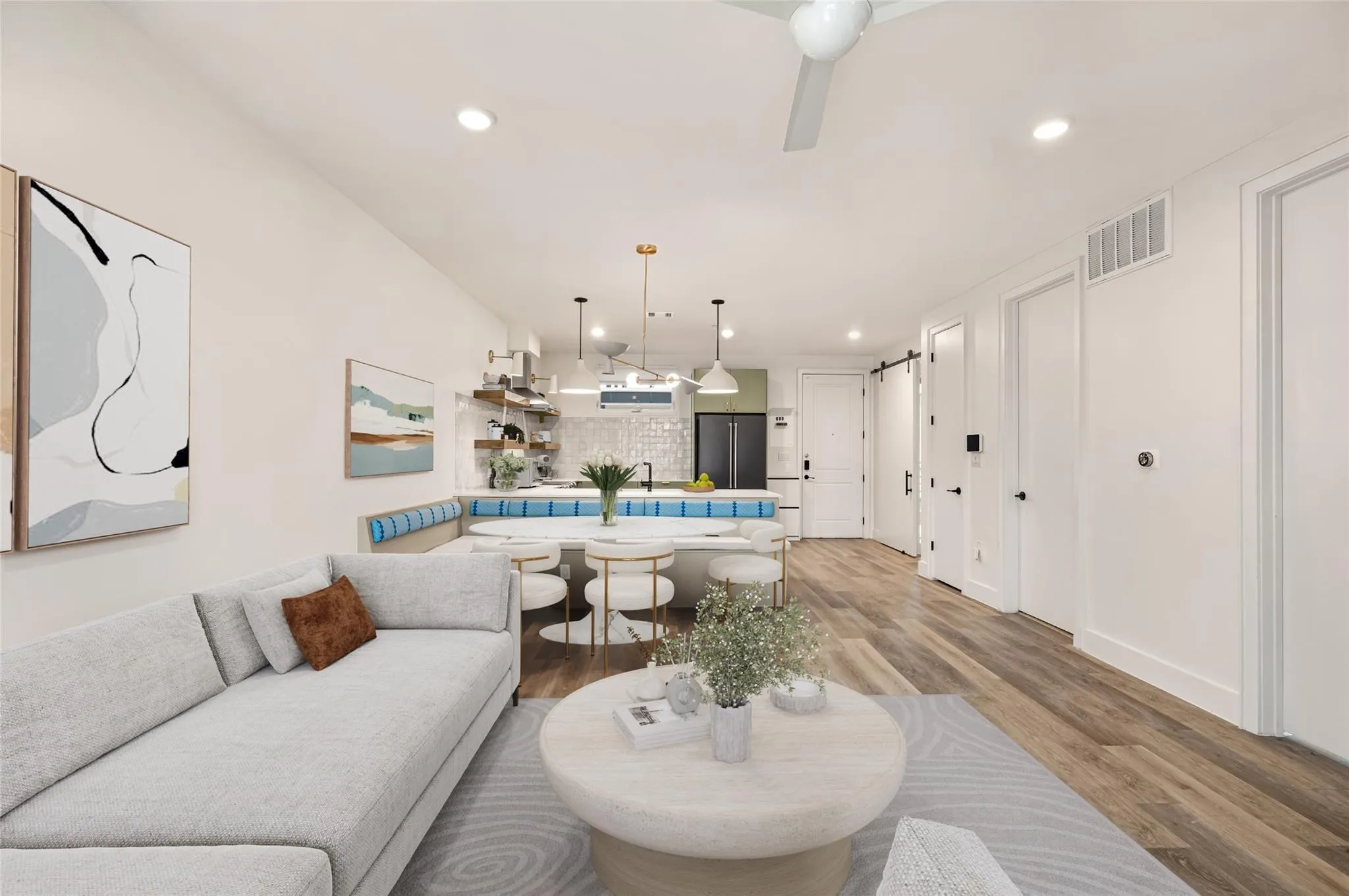 Photo 5 of 2709 E 5TH ST #2203