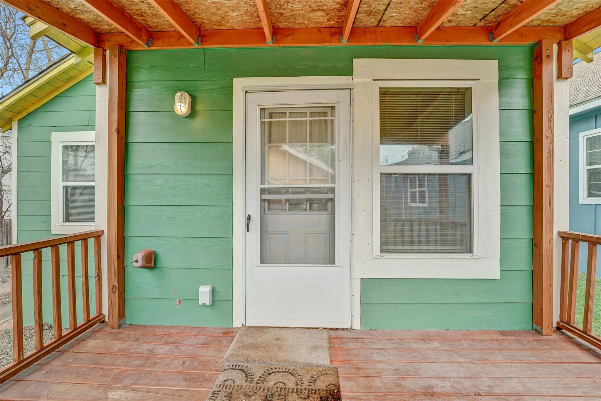 Photo 5 of 6906 CARVER AVE #A