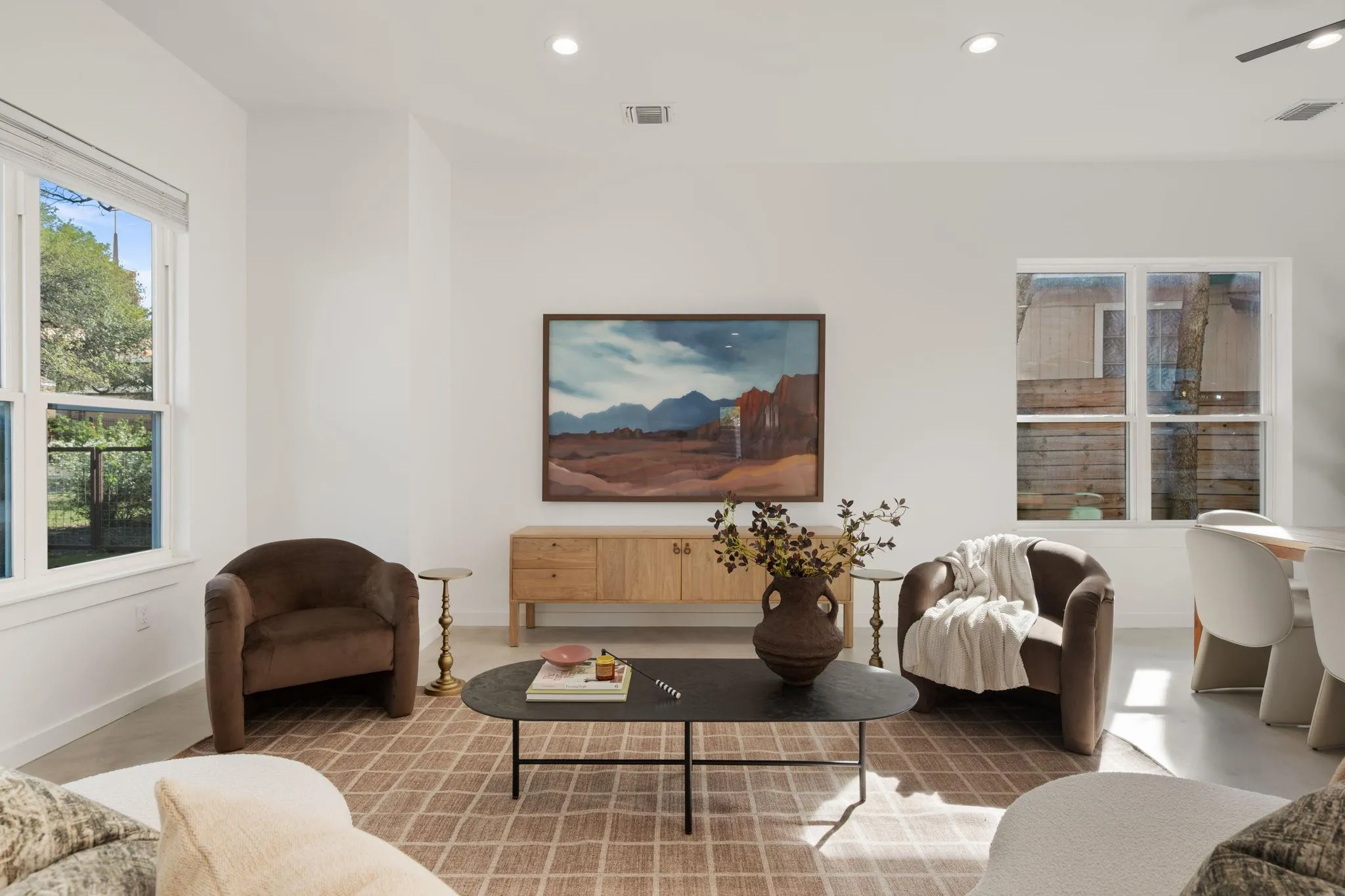 Photo 5 of 2302 EUCLID AVE #1