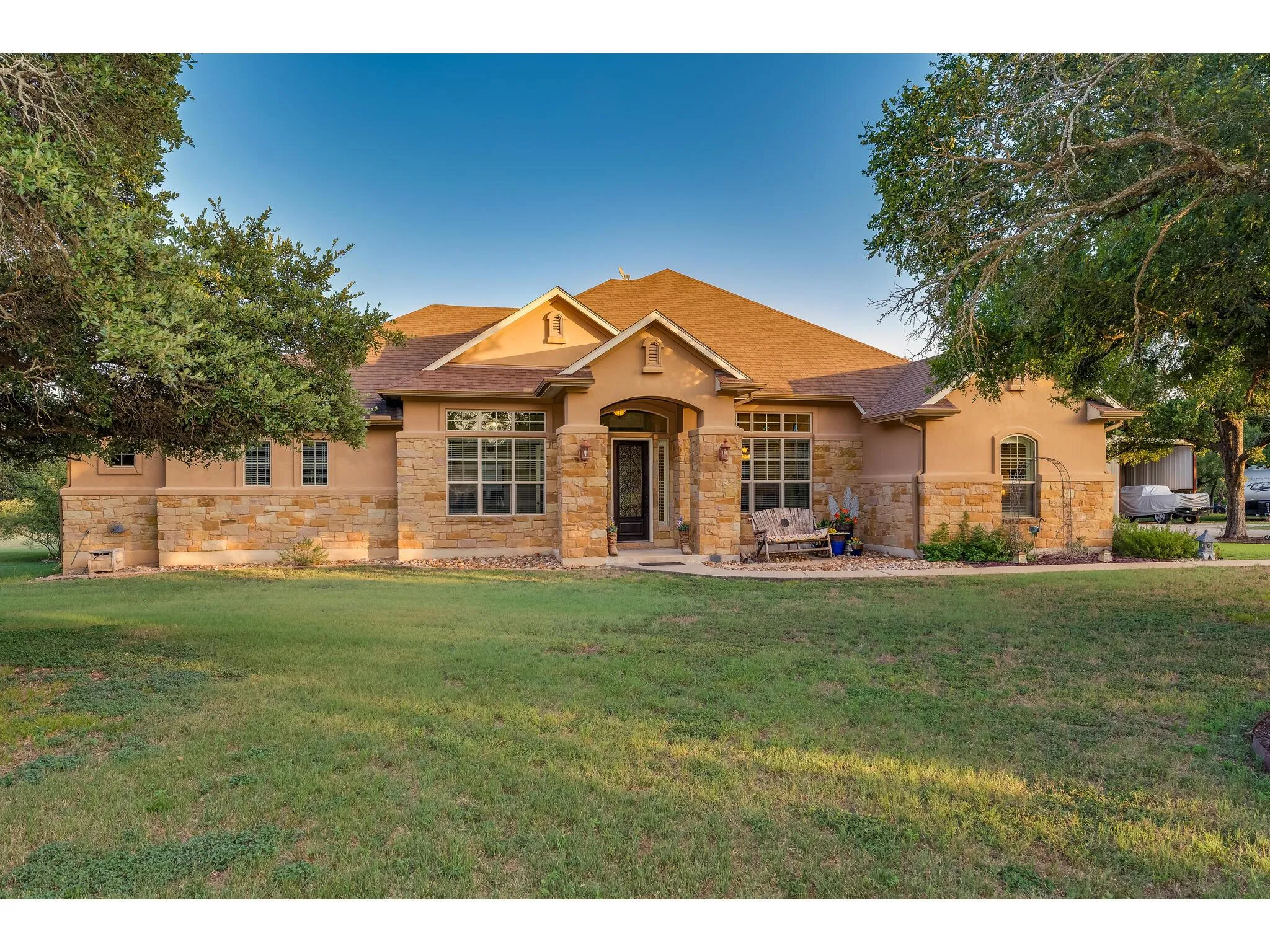 Photo 4 of 30201 LIVE OAK TRL