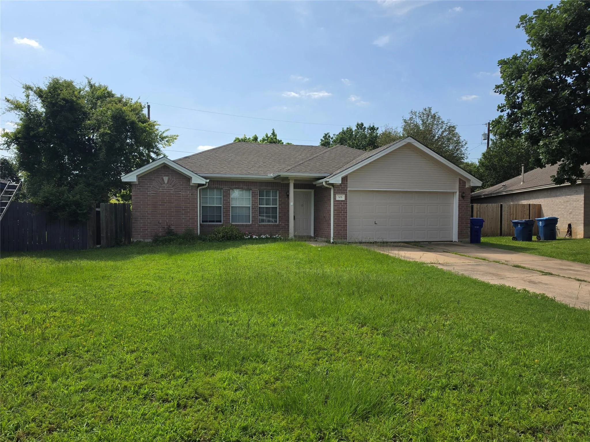 Photo of 305 CHINA CV, Elgin, TX, 78621