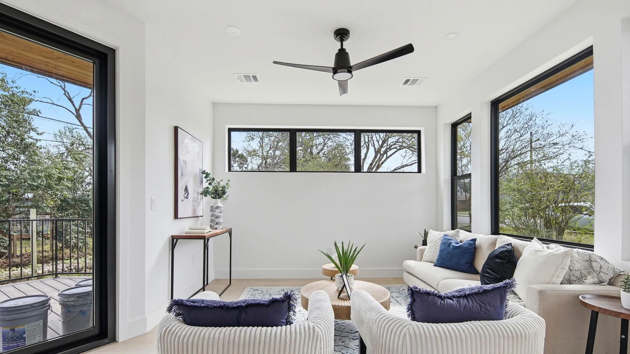 Photo 2 of 300 LIGHTSEY RD #2