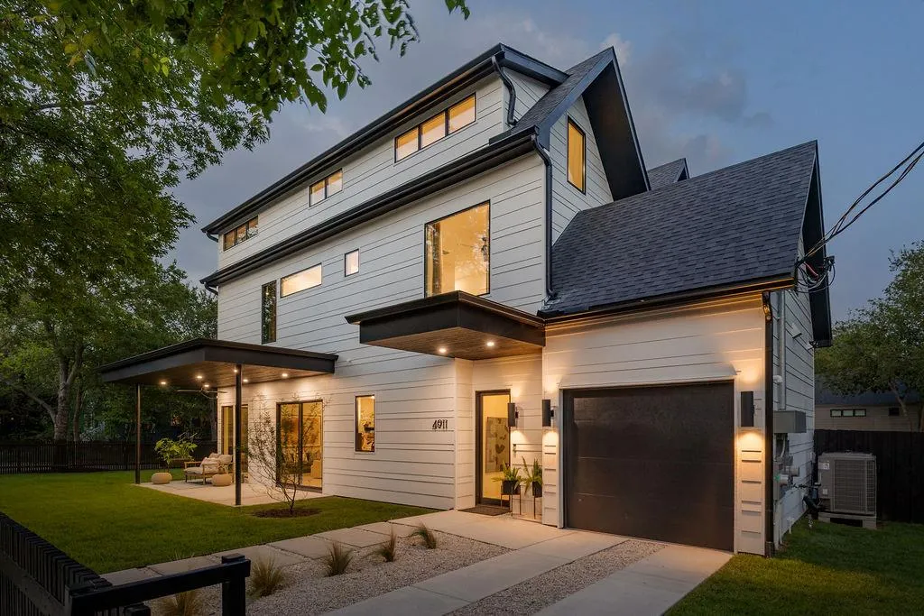 Photo of 4911 DUVAL ST, Austin, 78751