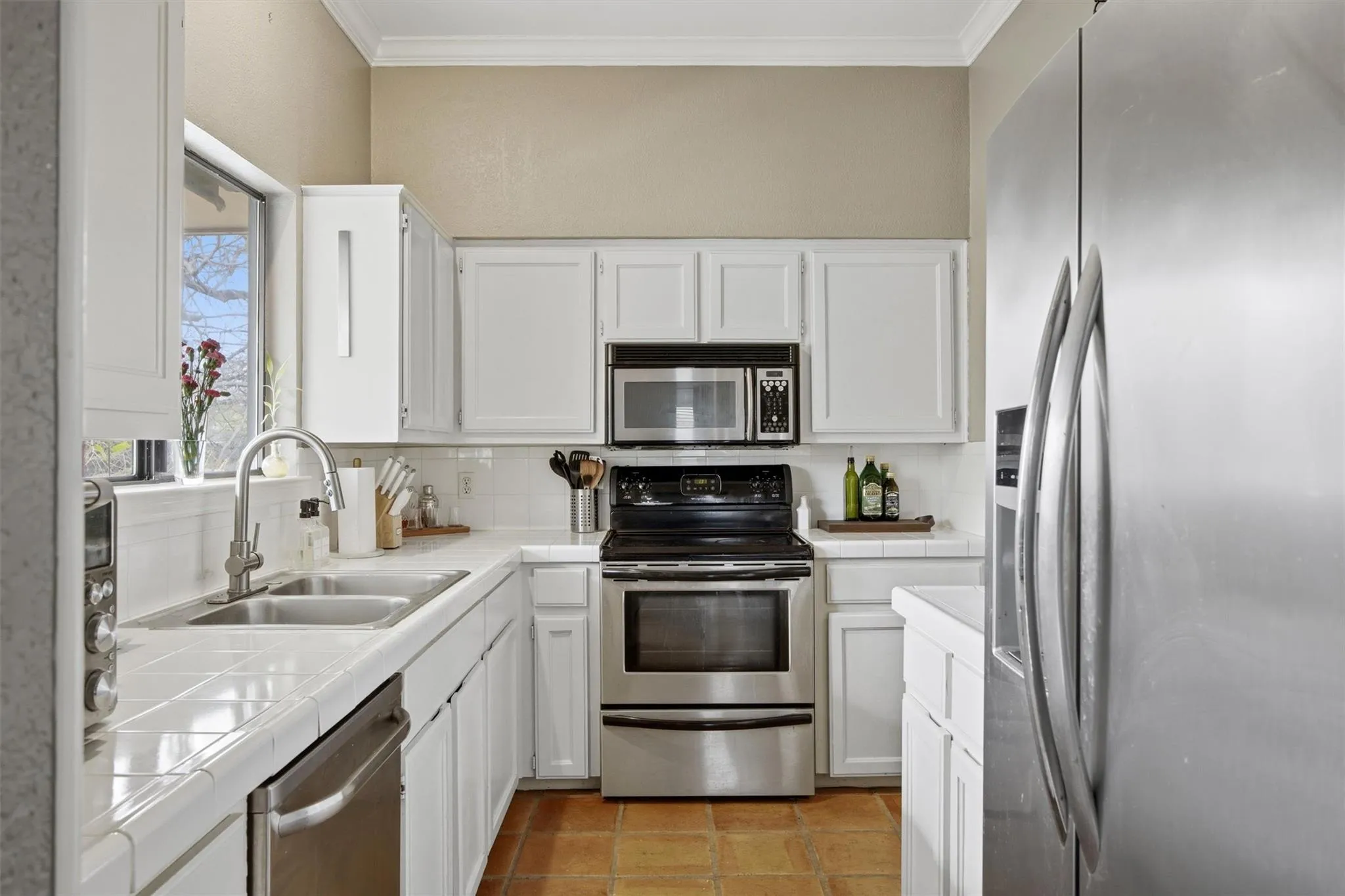 Photo 5 of 1404 NORWALK LN #201