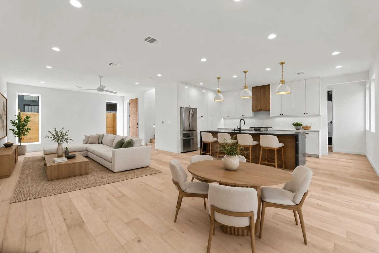 Photo 2 of 309 FRANKLIN BLVD #2
