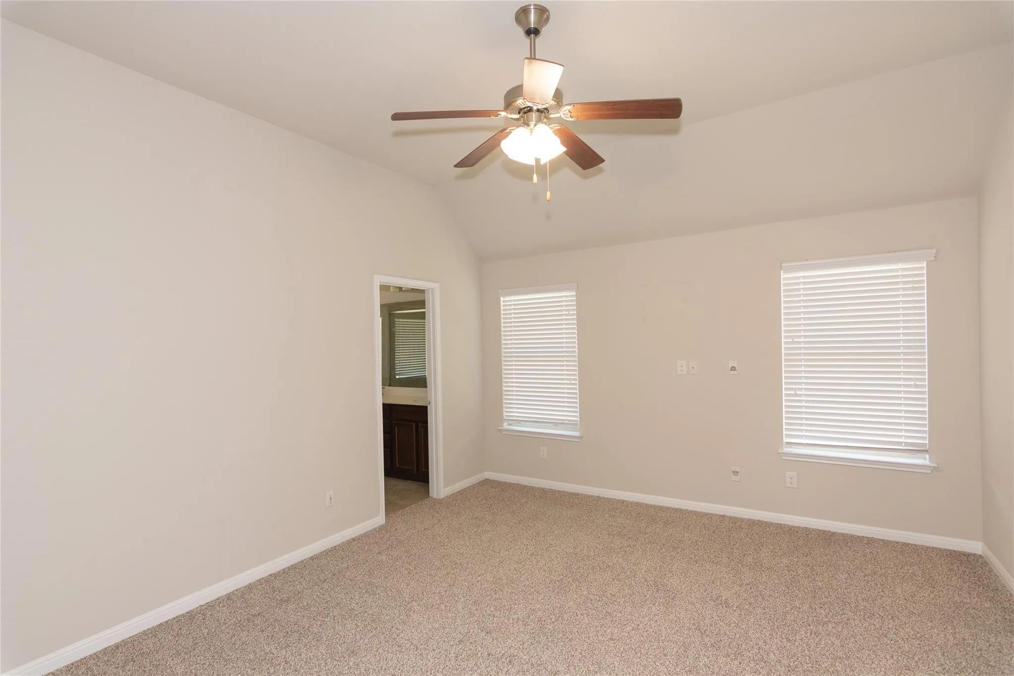 Photo 2 of 1916 BOBBYWOODS LN