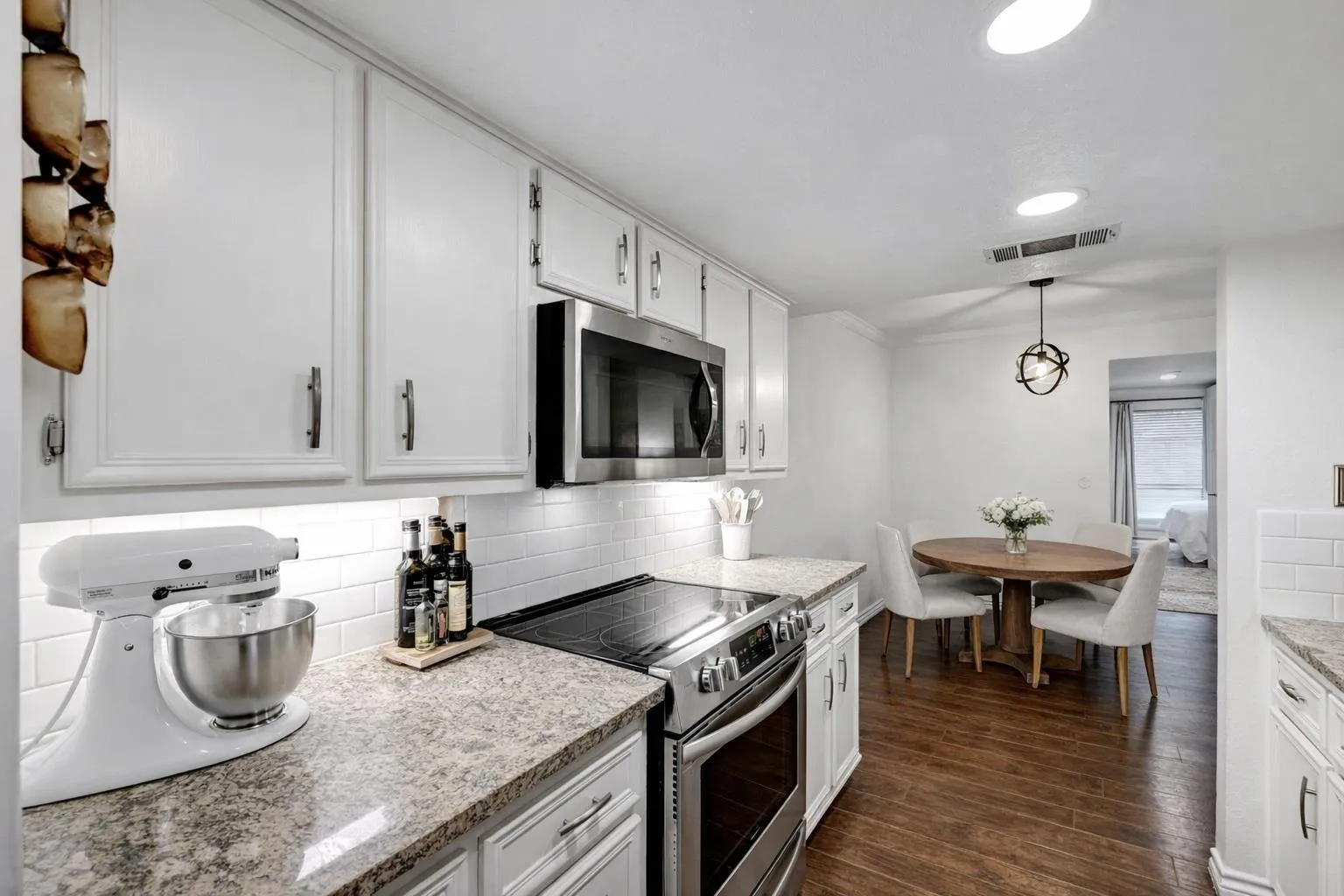 Photo 2 of 3840 FAR WEST BLVD #101