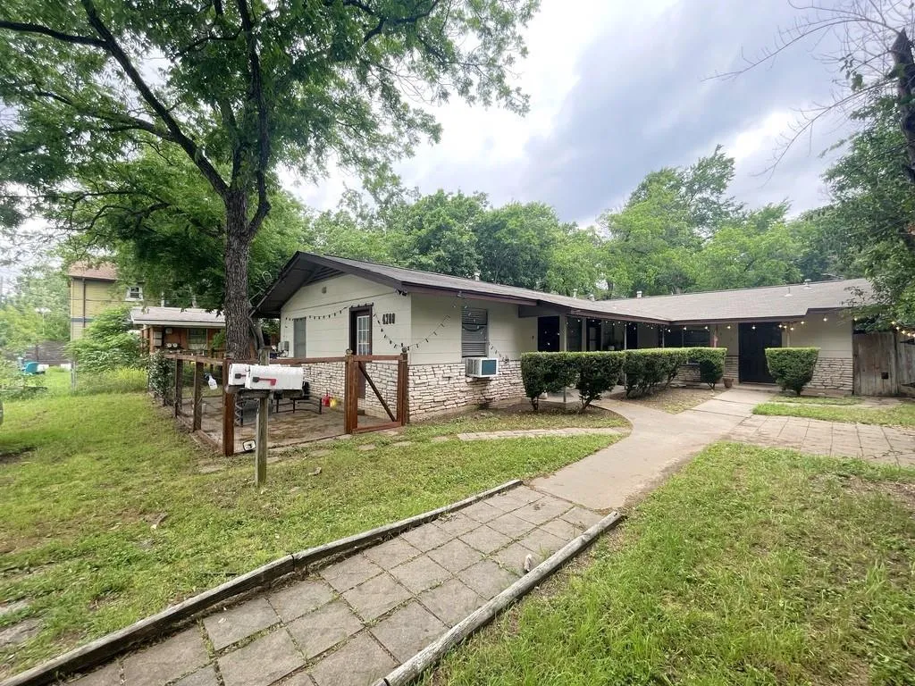 Photo of 4708 RED RIVER ST, Austin, TX, 78751