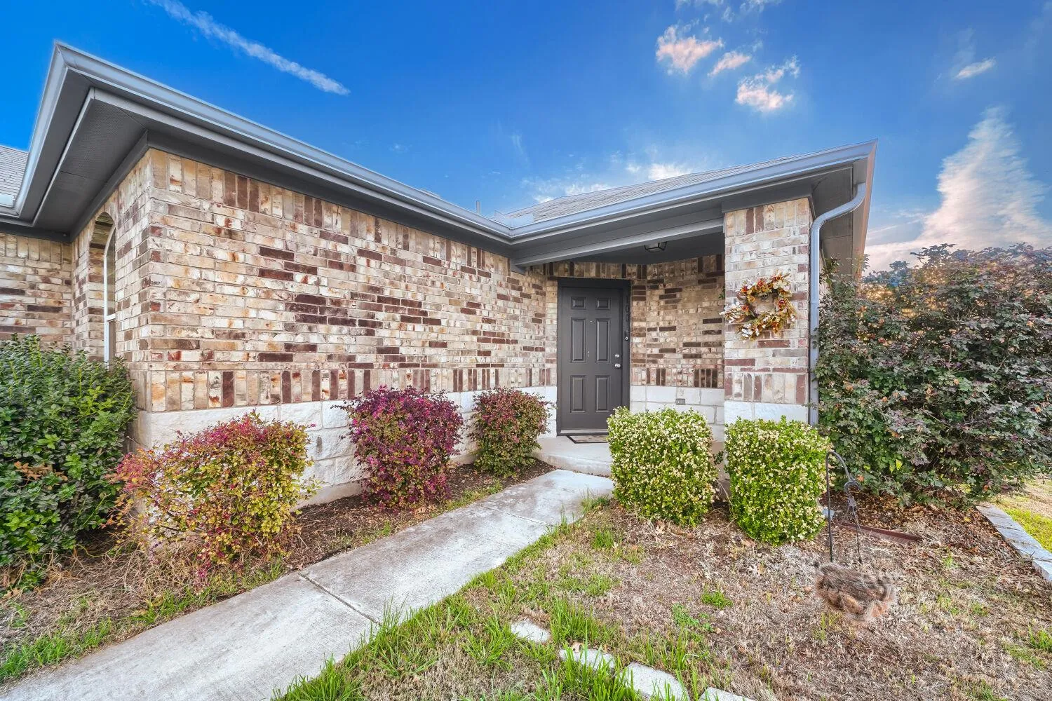Photo of 100 LIARD RIVER RD, Hutto, TX, 78634