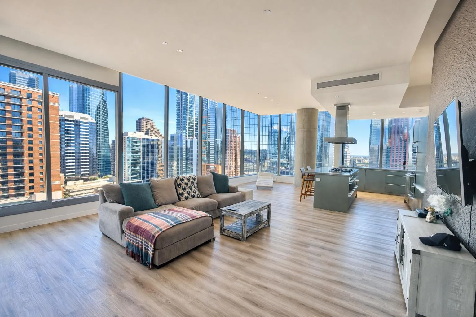 Photo of 210 LAVACA ST #1912, Austin, TX, 78701