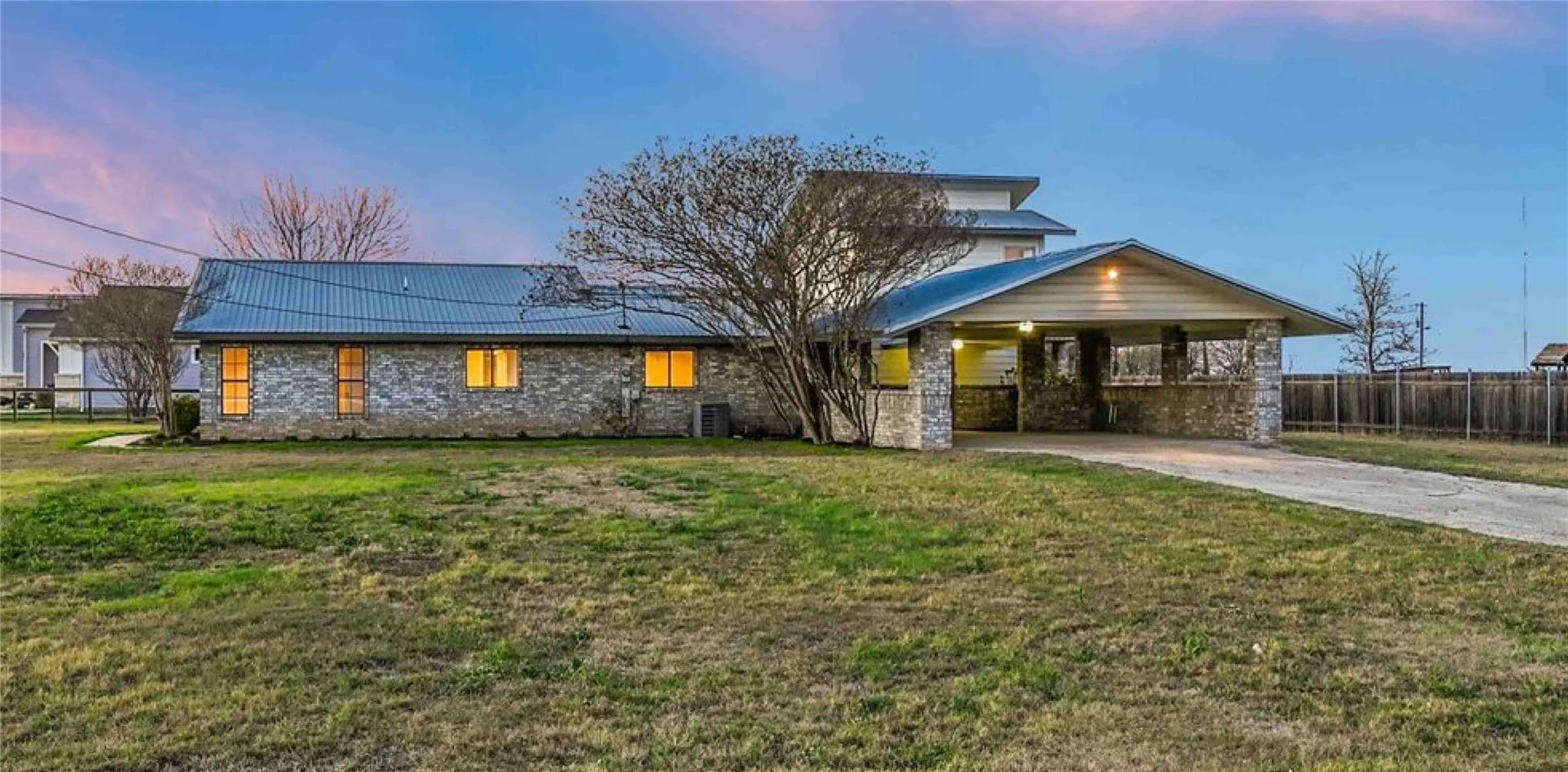 Photo of 122 FOREST LAKE DR, Del Valle, TX, 78617