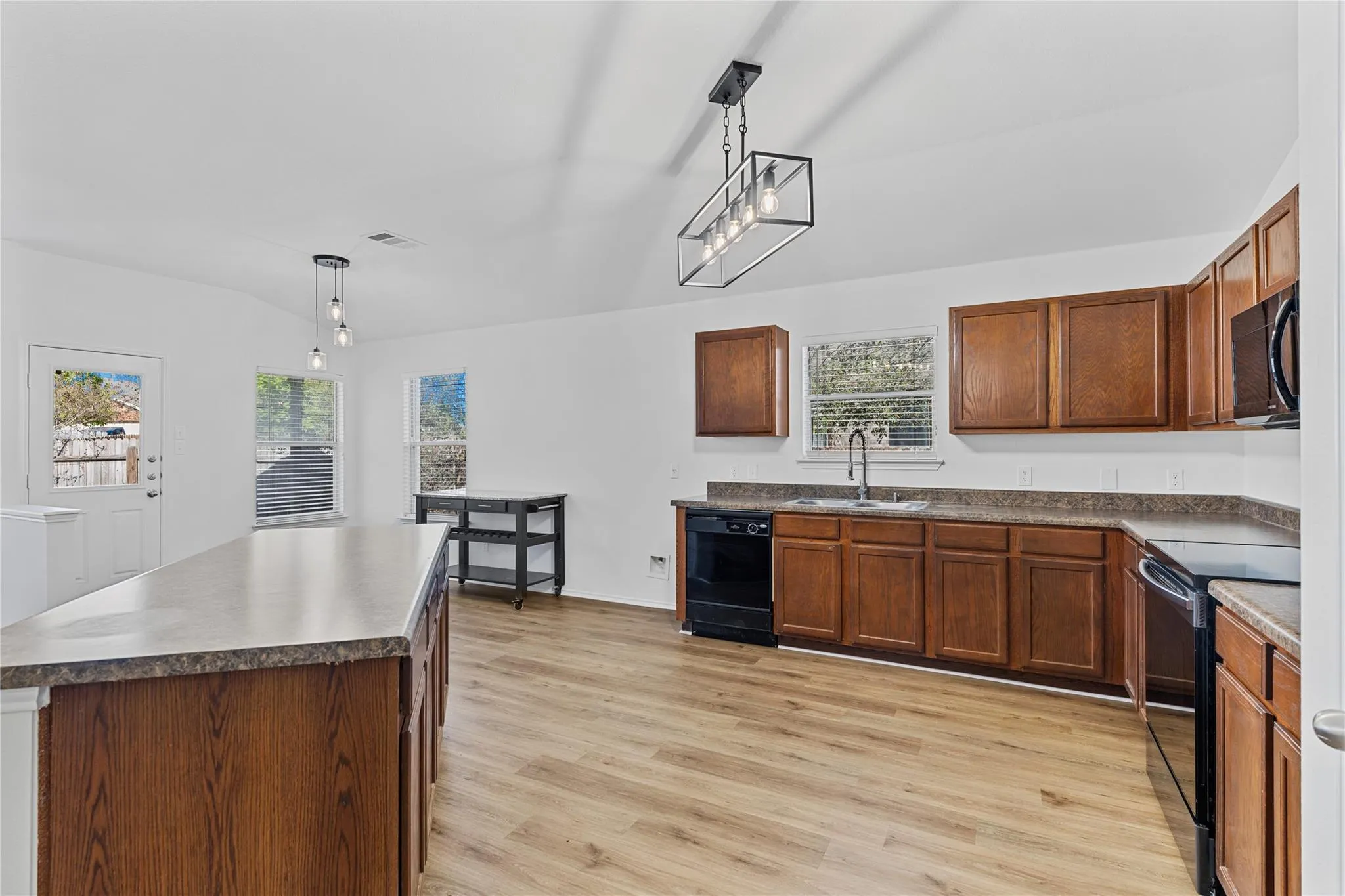 Photo 5 of 1310 GRANDE MESA DR
