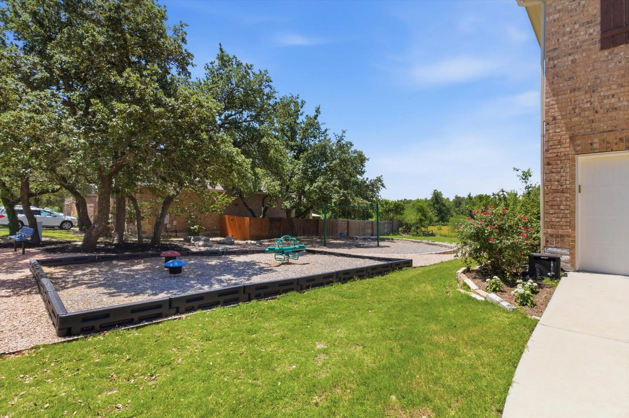 Photo 3 of 1511 RIMSTONE DR