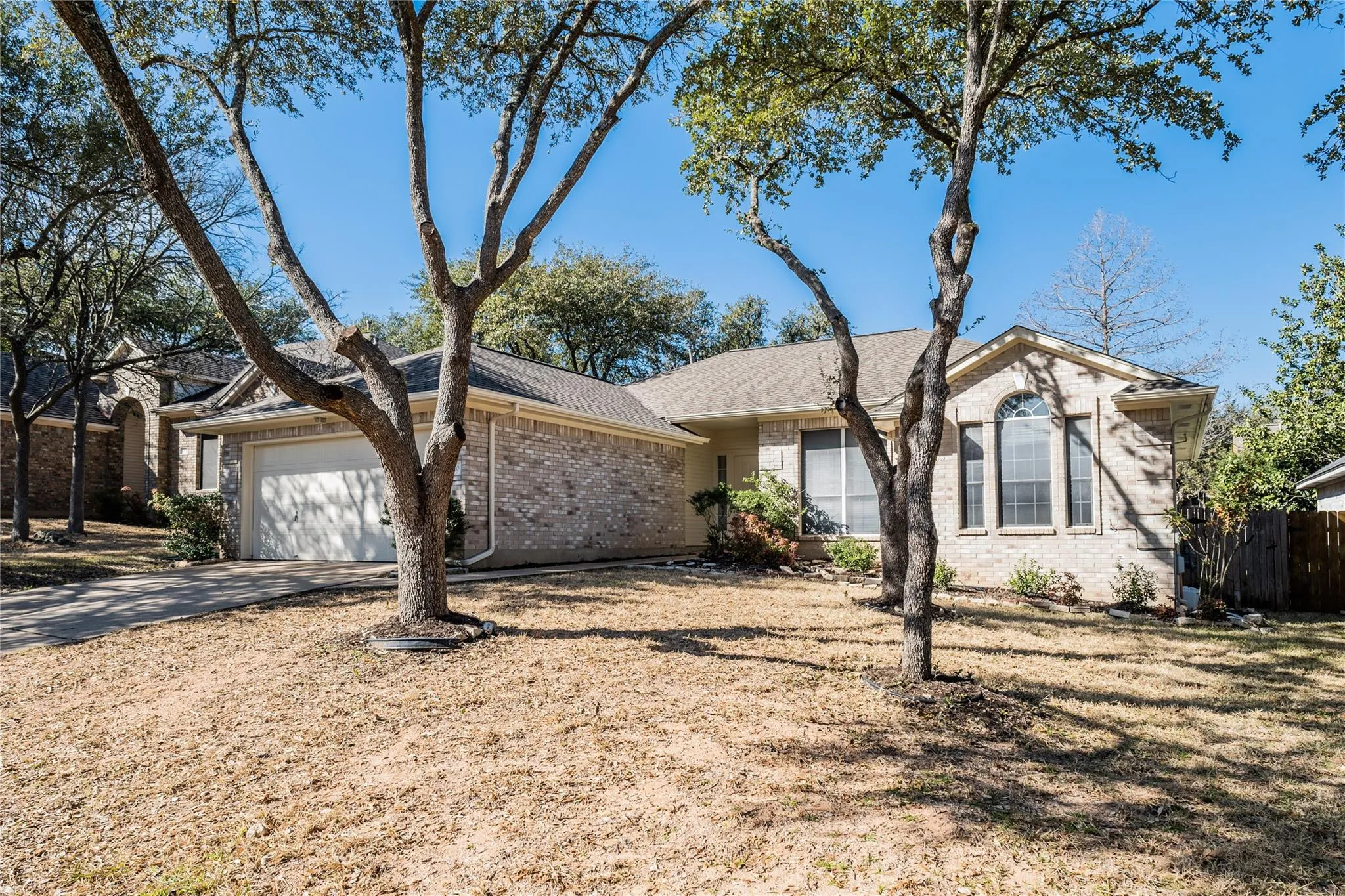 Photo 2 of 9120 FAINWOOD LN