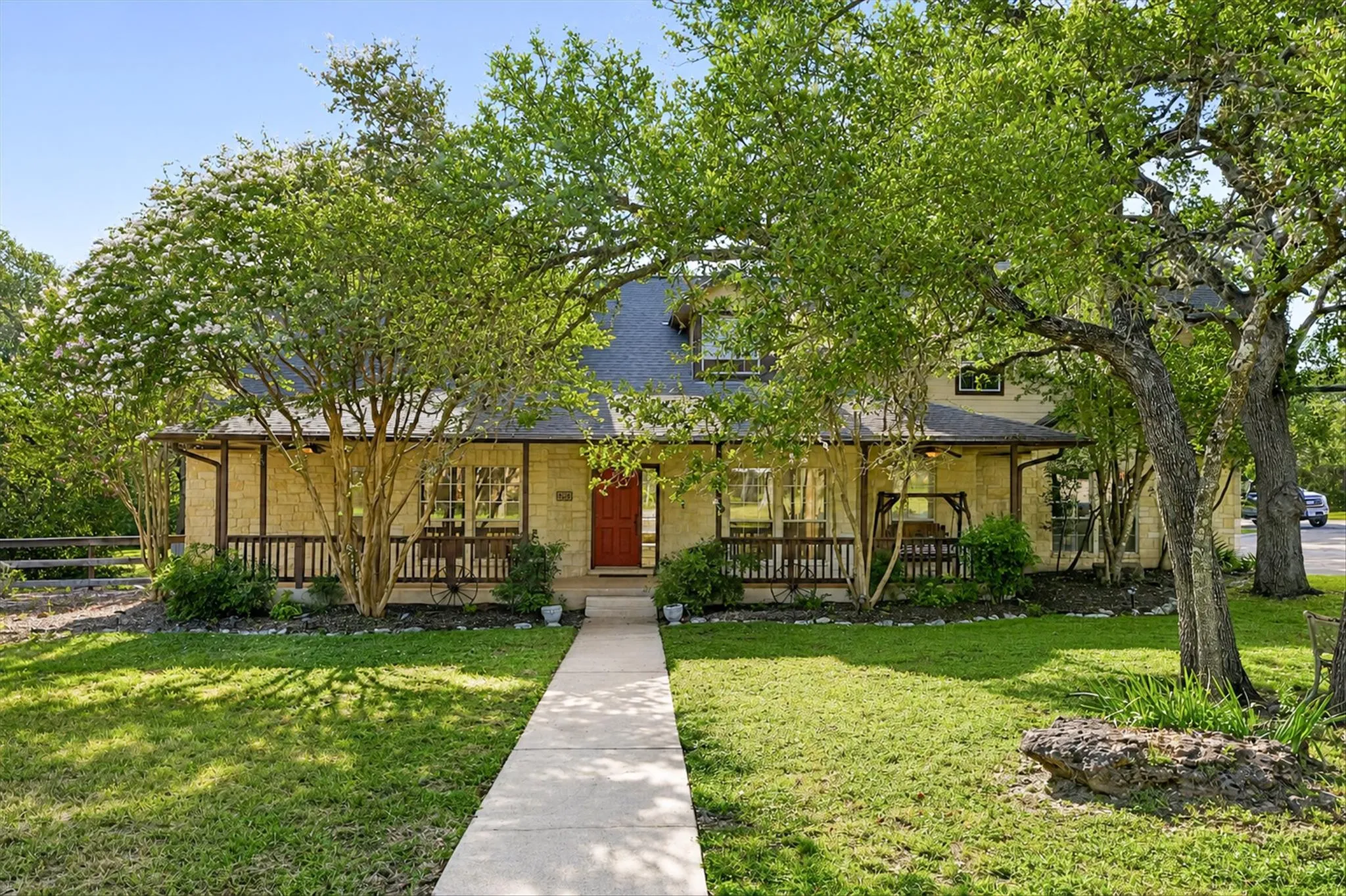 Photo of 13615 COPPERLEAF TRL, Manchaca, 78652
