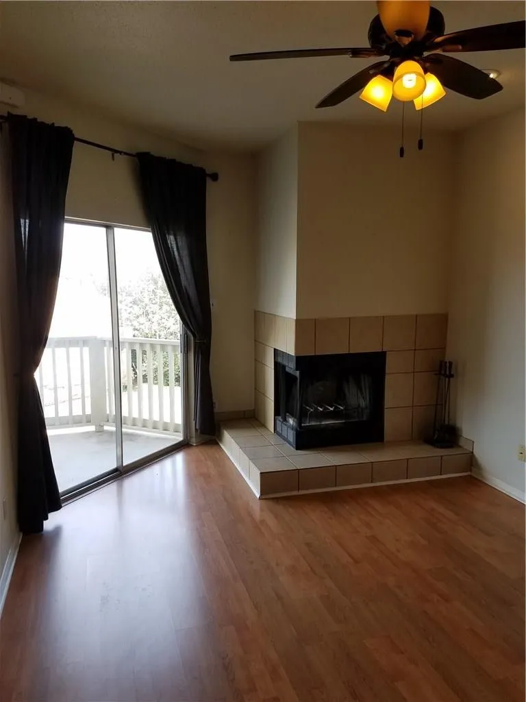 Photo 4 of 2450 WICKERSHAM LN #1317