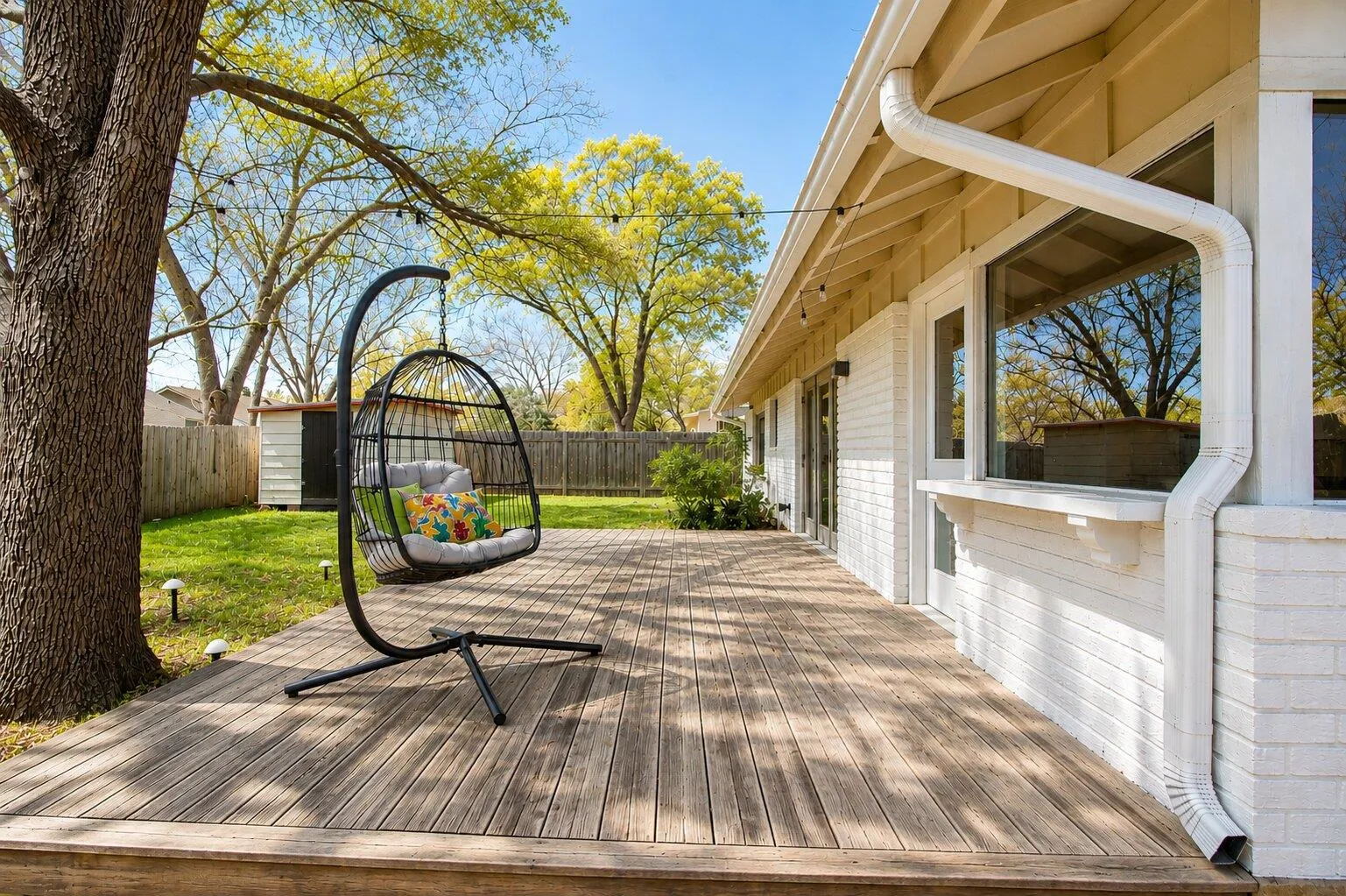 Photo of 505 CHIHUAHUA TRL, Austin, TX, 78745
