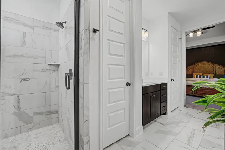 Walk in shower