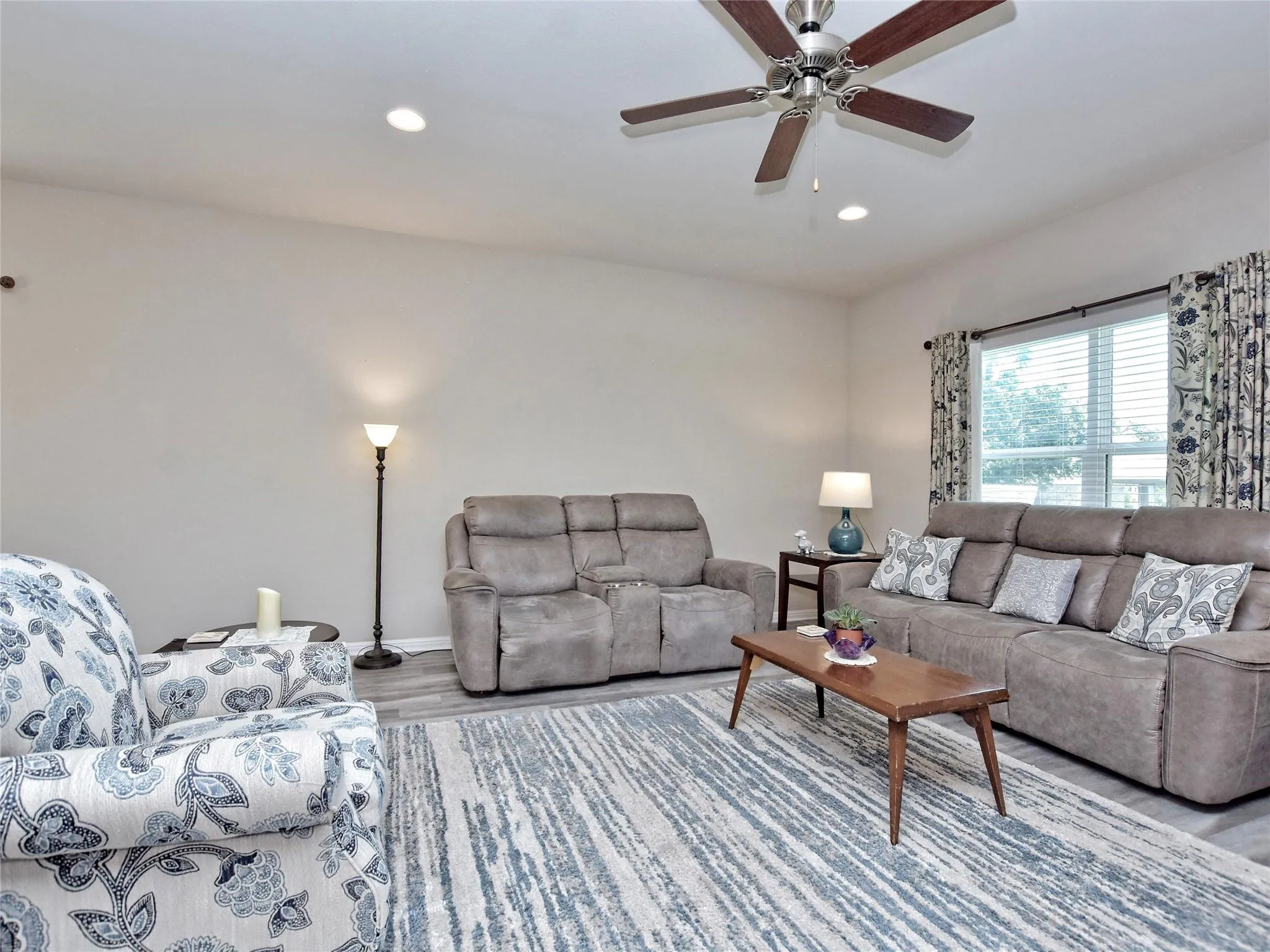Photo 5 of 4328 ROCKBROOK FARMS LN