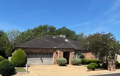 Photo 4 of 10904 LEGENDS LN