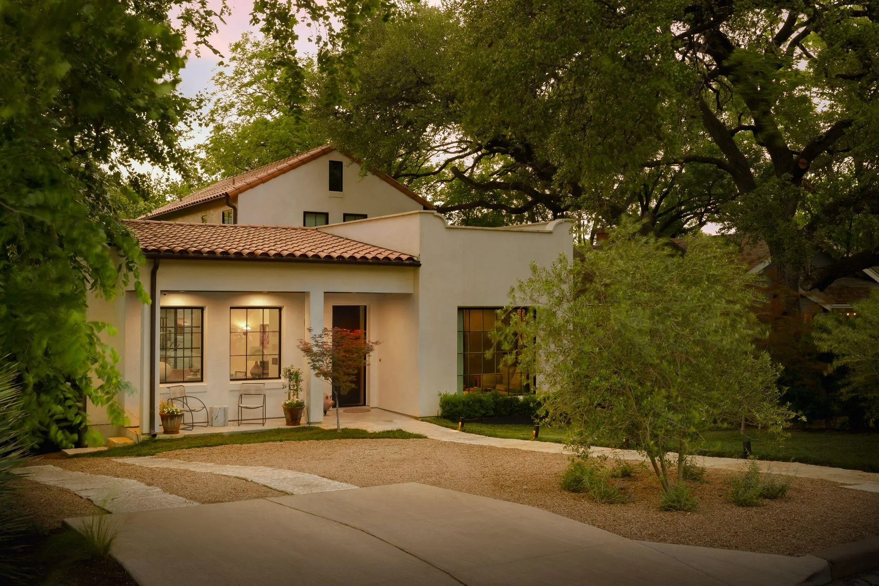 Photo 3 of 1602 ALTA VISTA AVE