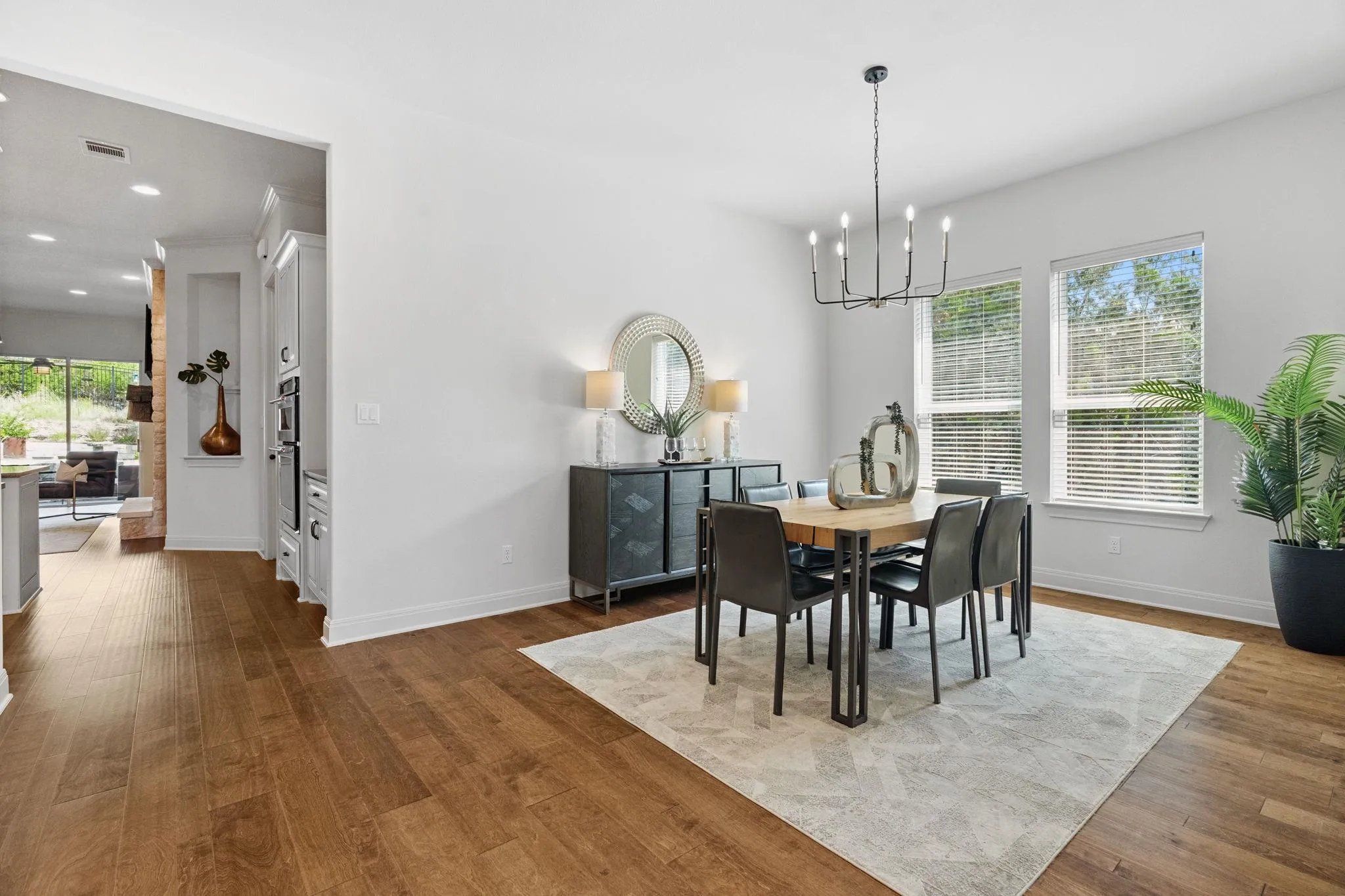 Photo 4 of 377 BRISTLECONE DR