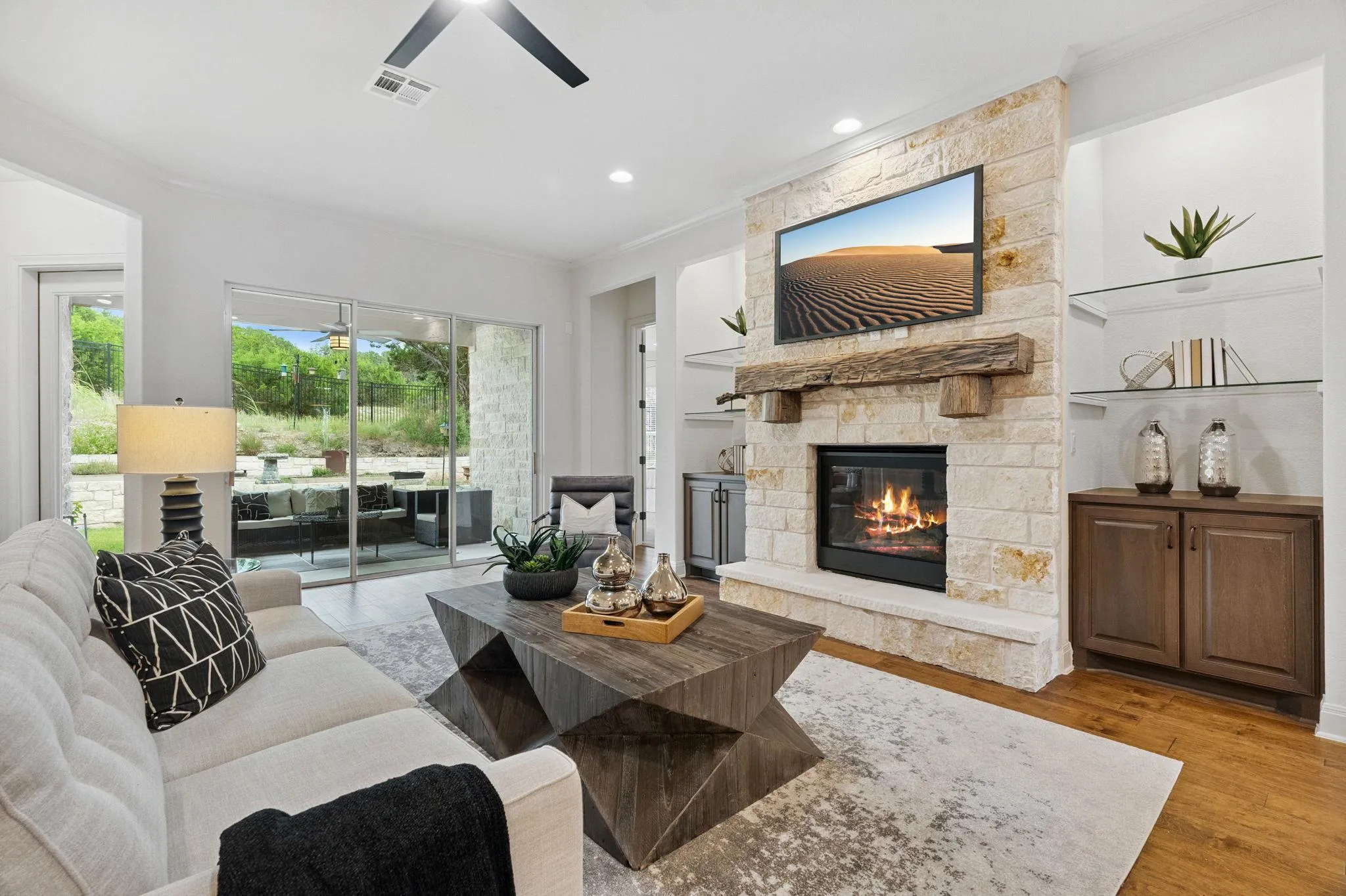 Photo 5 of 377 BRISTLECONE DR