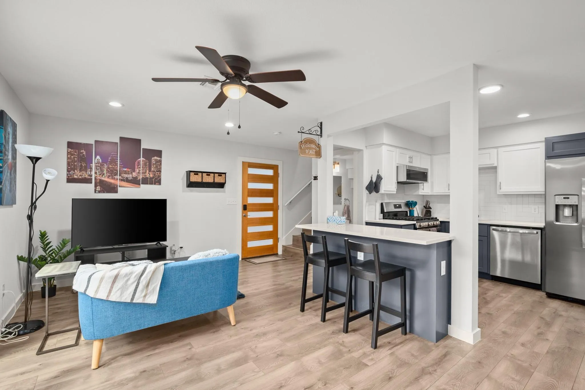 Photo 3 of 4800 WESTGATE BLVD #103