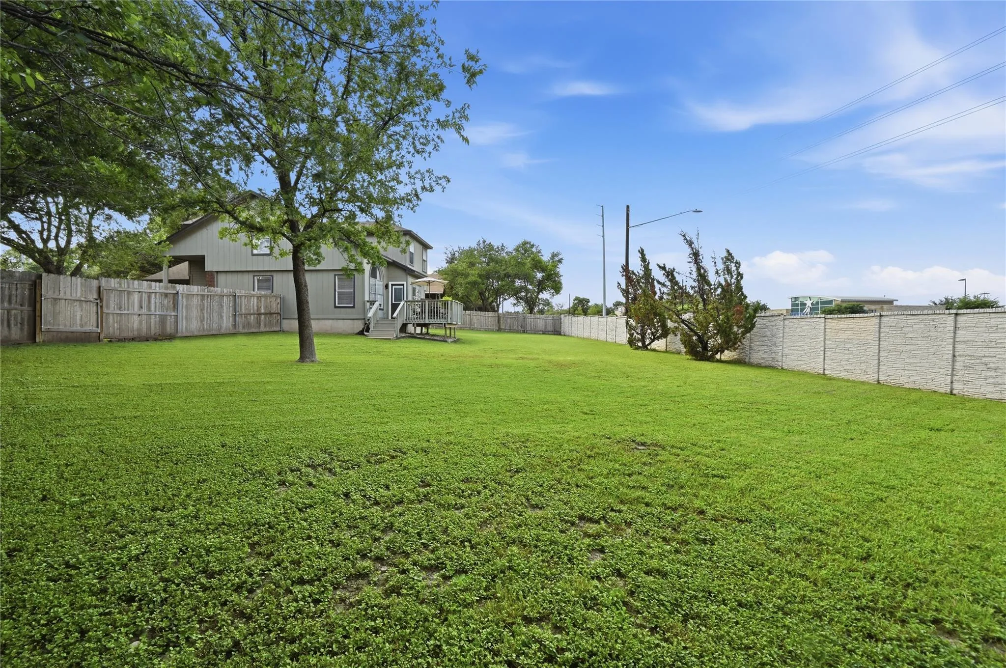 Photo 4 of 9257 VIGEN CIR
